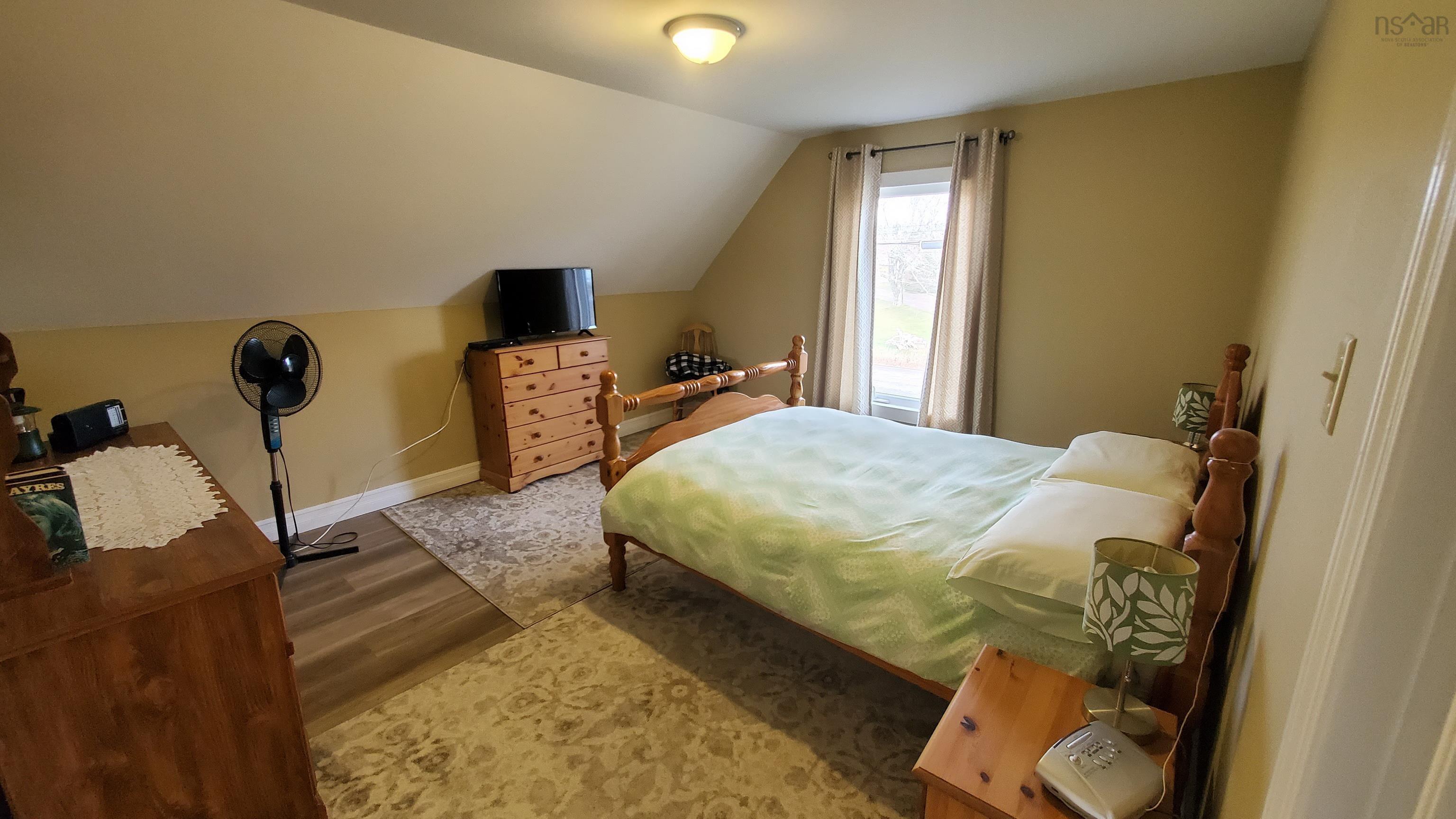 $234,900.00: 3498 209 Highway, Advocate Harbour