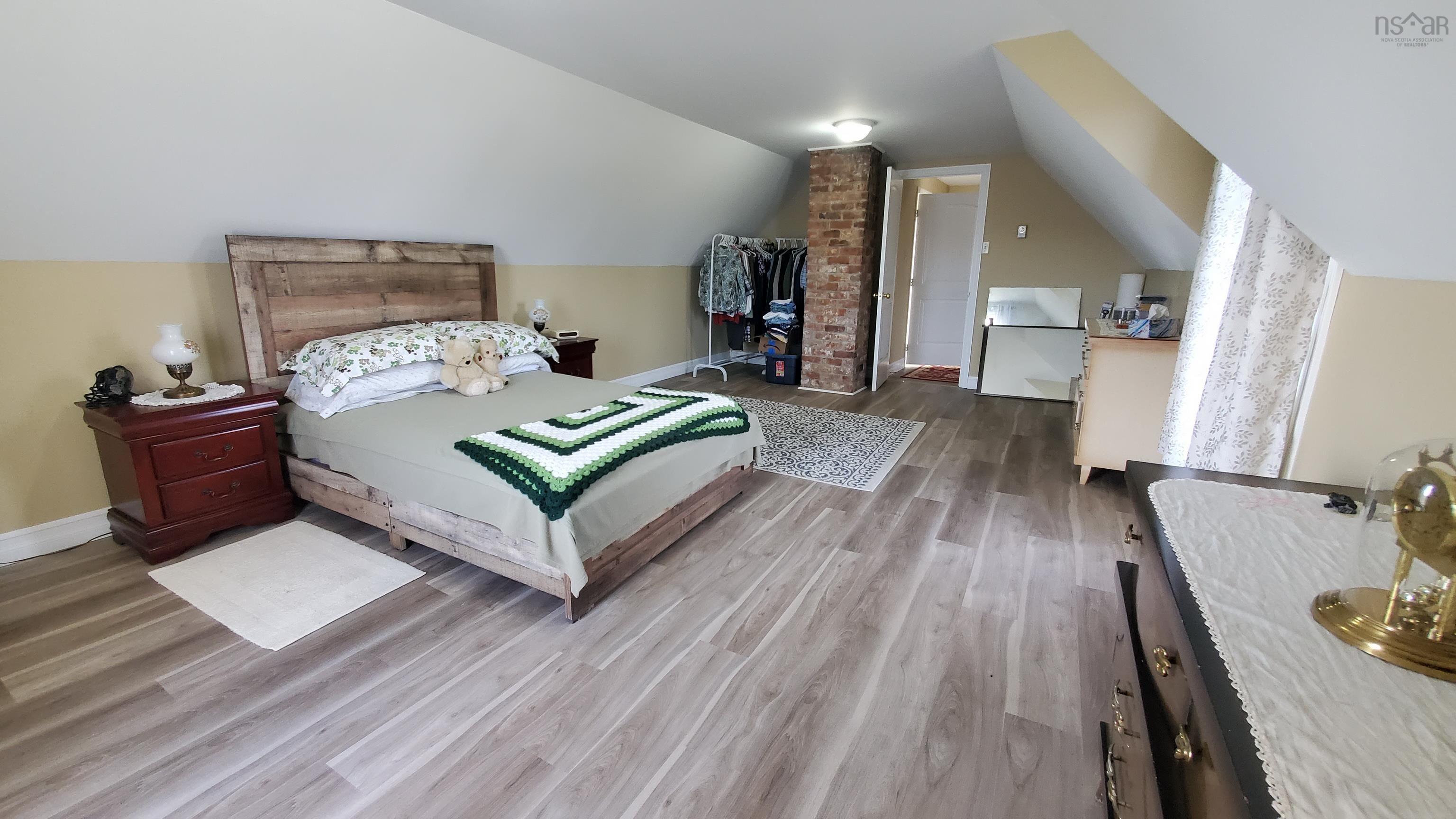 $234,900.00: 3498 209 Highway, Advocate Harbour