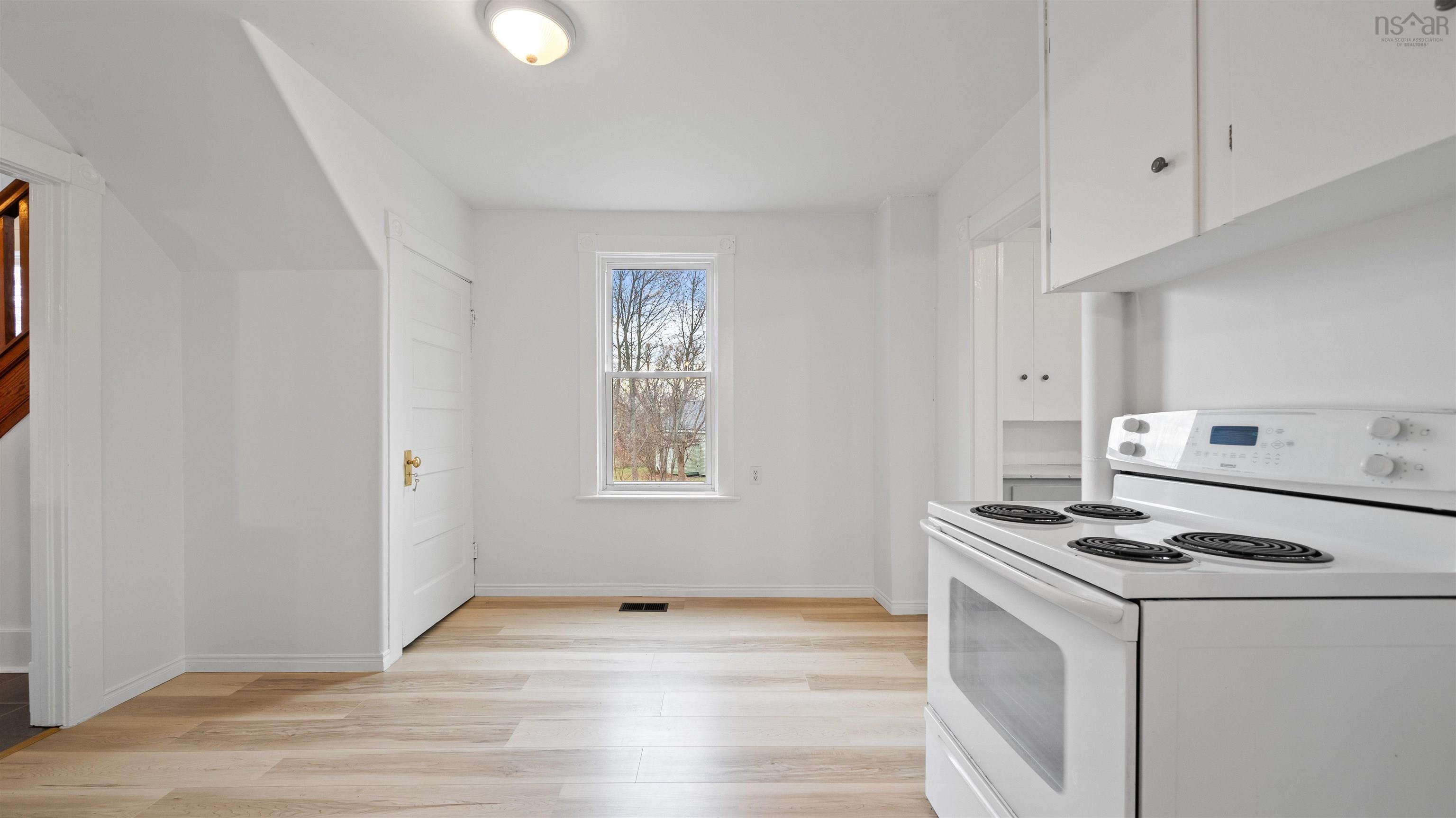 $224,500.00: 515 Pleasant Street, New Glasgow