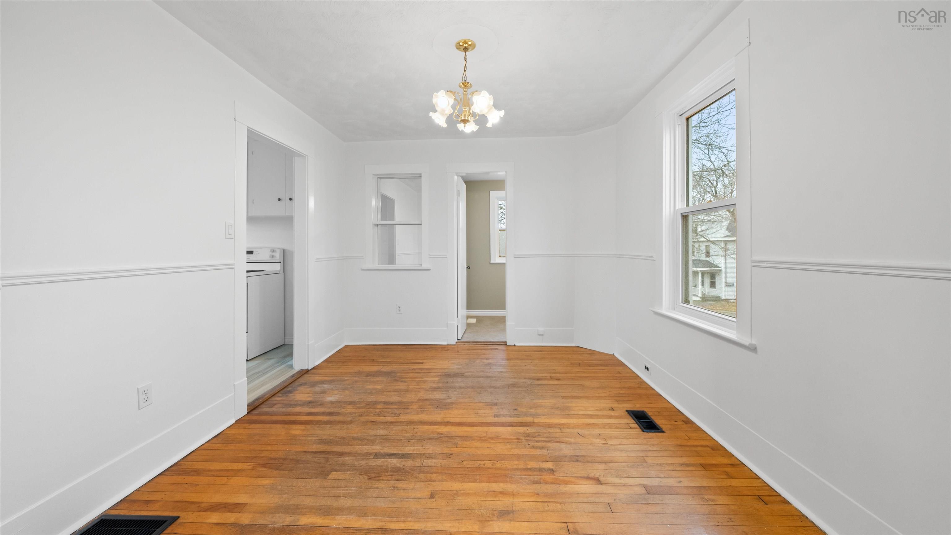 $224,500.00: 515 Pleasant Street, New Glasgow