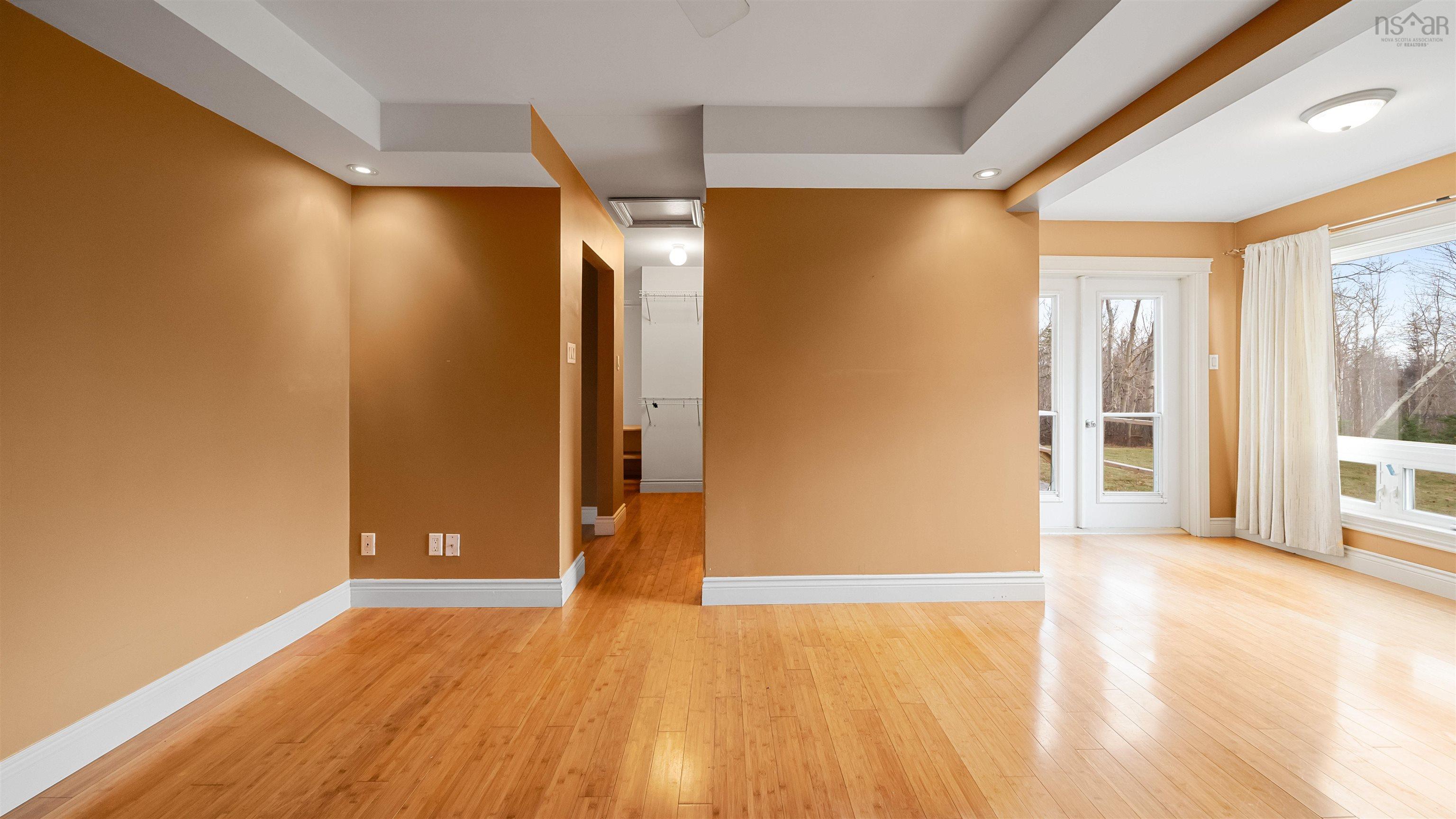 $399,900.00: 5918 Little Harbour Road, Kings Head