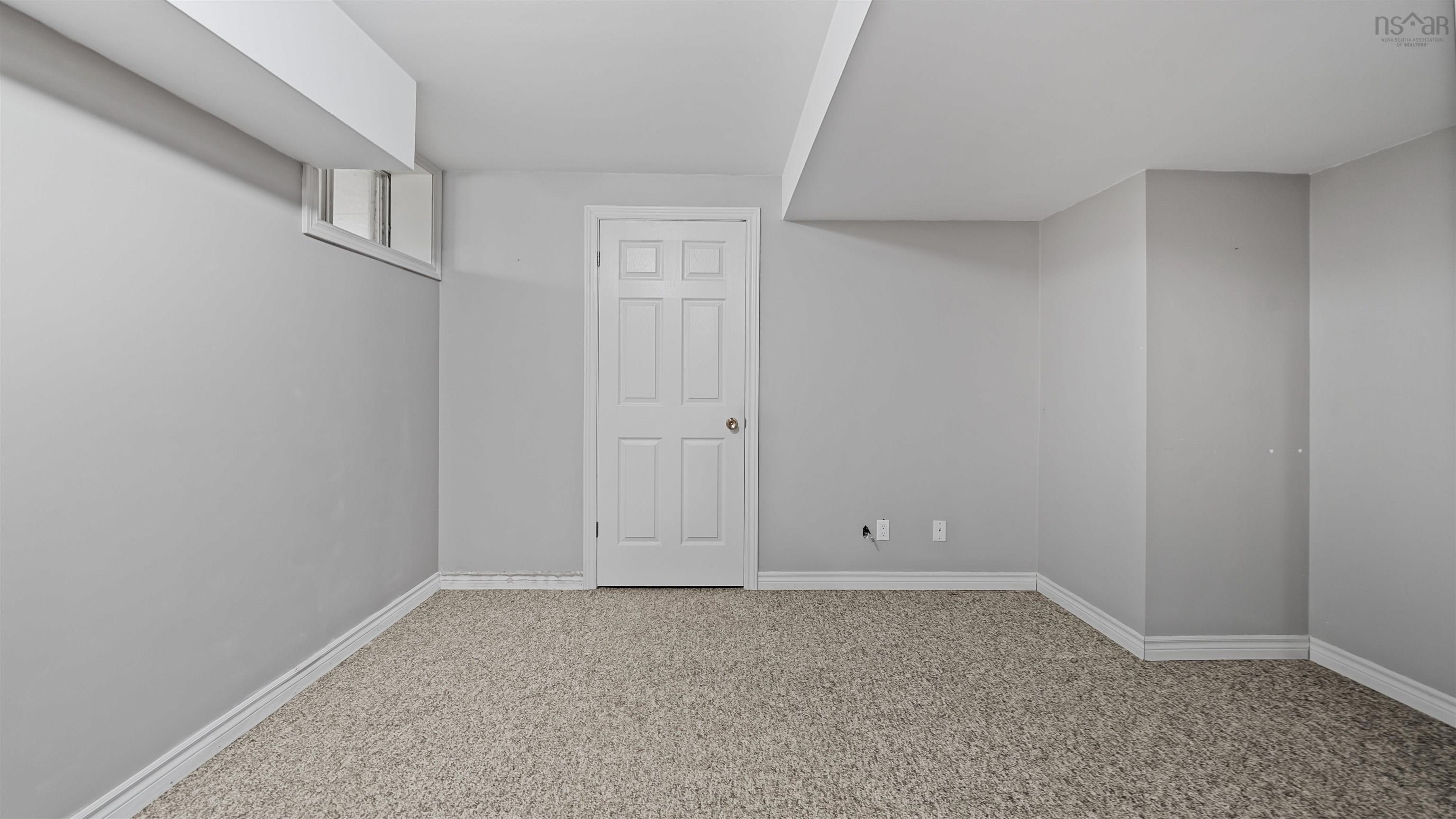 $399,900.00: 5918 Little Harbour Road, Kings Head