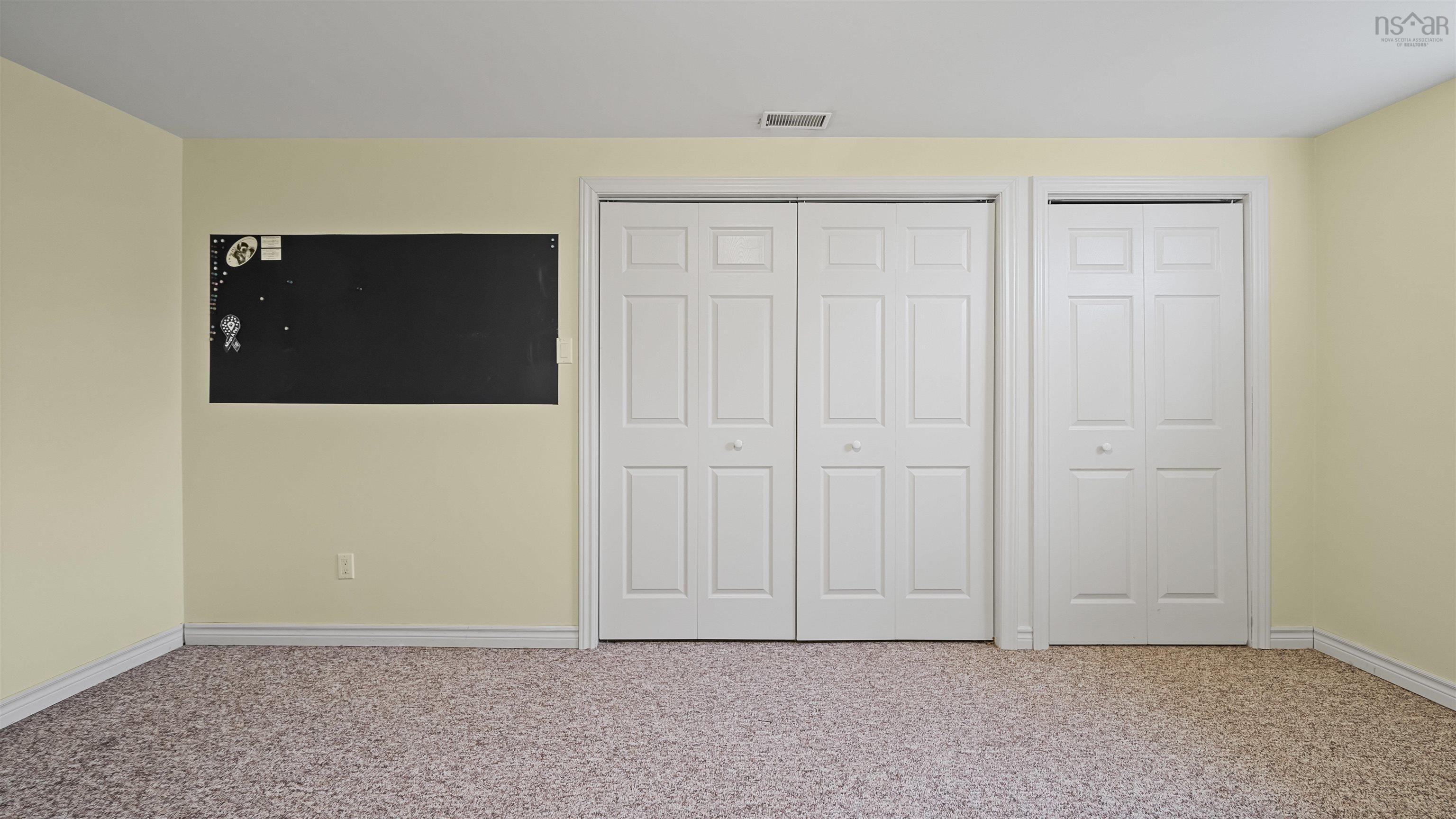 $399,900.00: 5918 Little Harbour Road, Kings Head