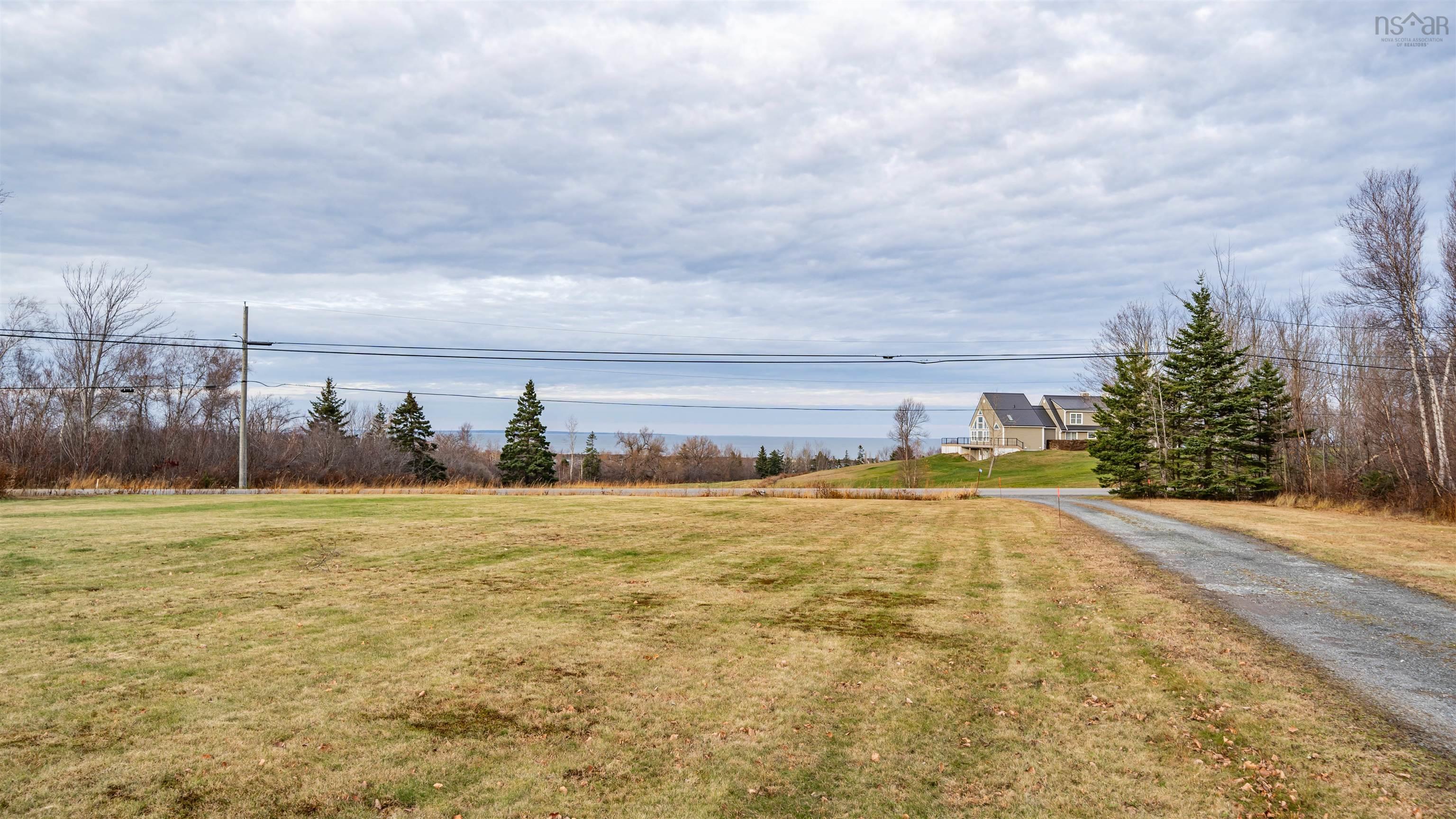 $399,900.00: 5918 Little Harbour Road, Kings Head