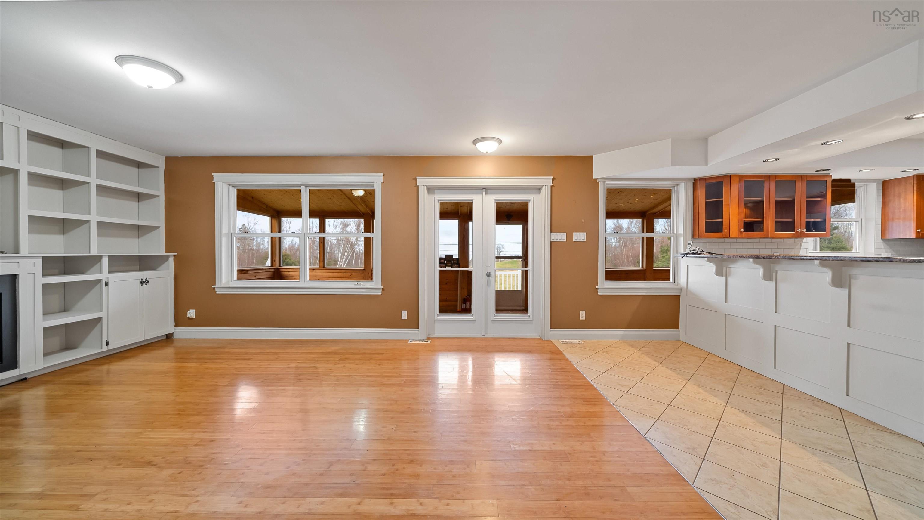 $399,900.00: 5918 Little Harbour Road, Kings Head