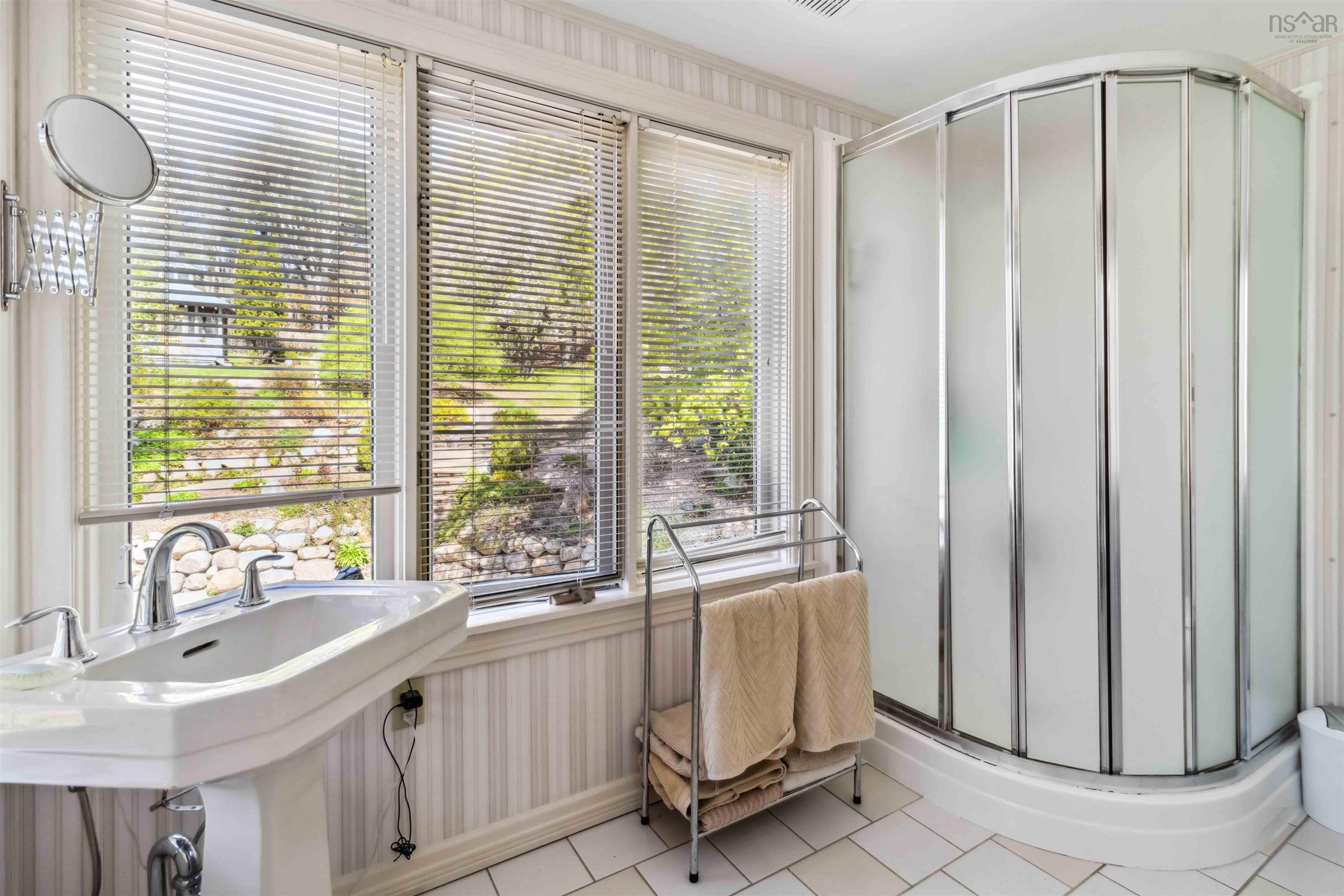 $599,900.00: 811 Lahave Street, Bridgewater