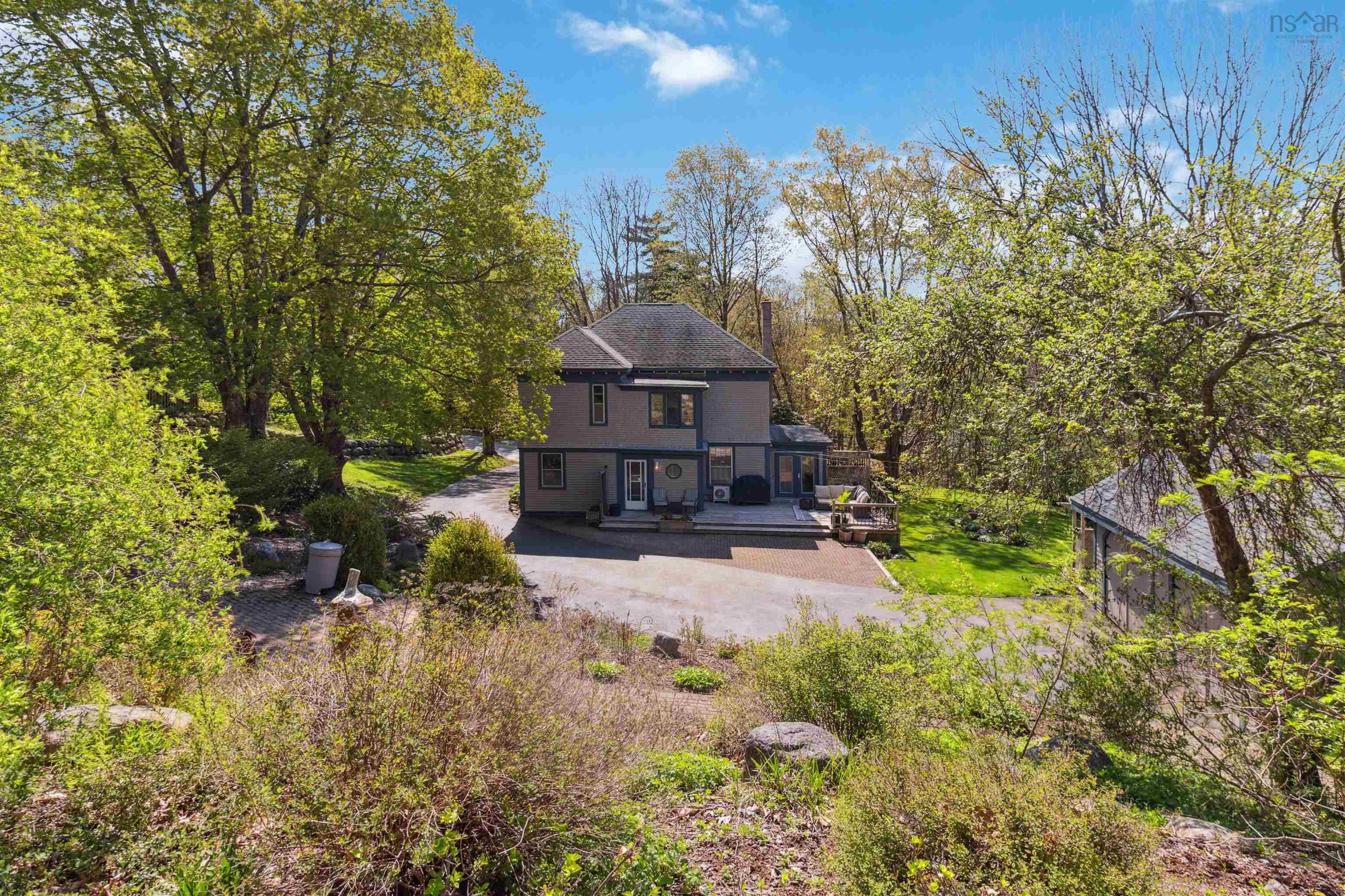 $599,900.00: 811 Lahave Street, Bridgewater