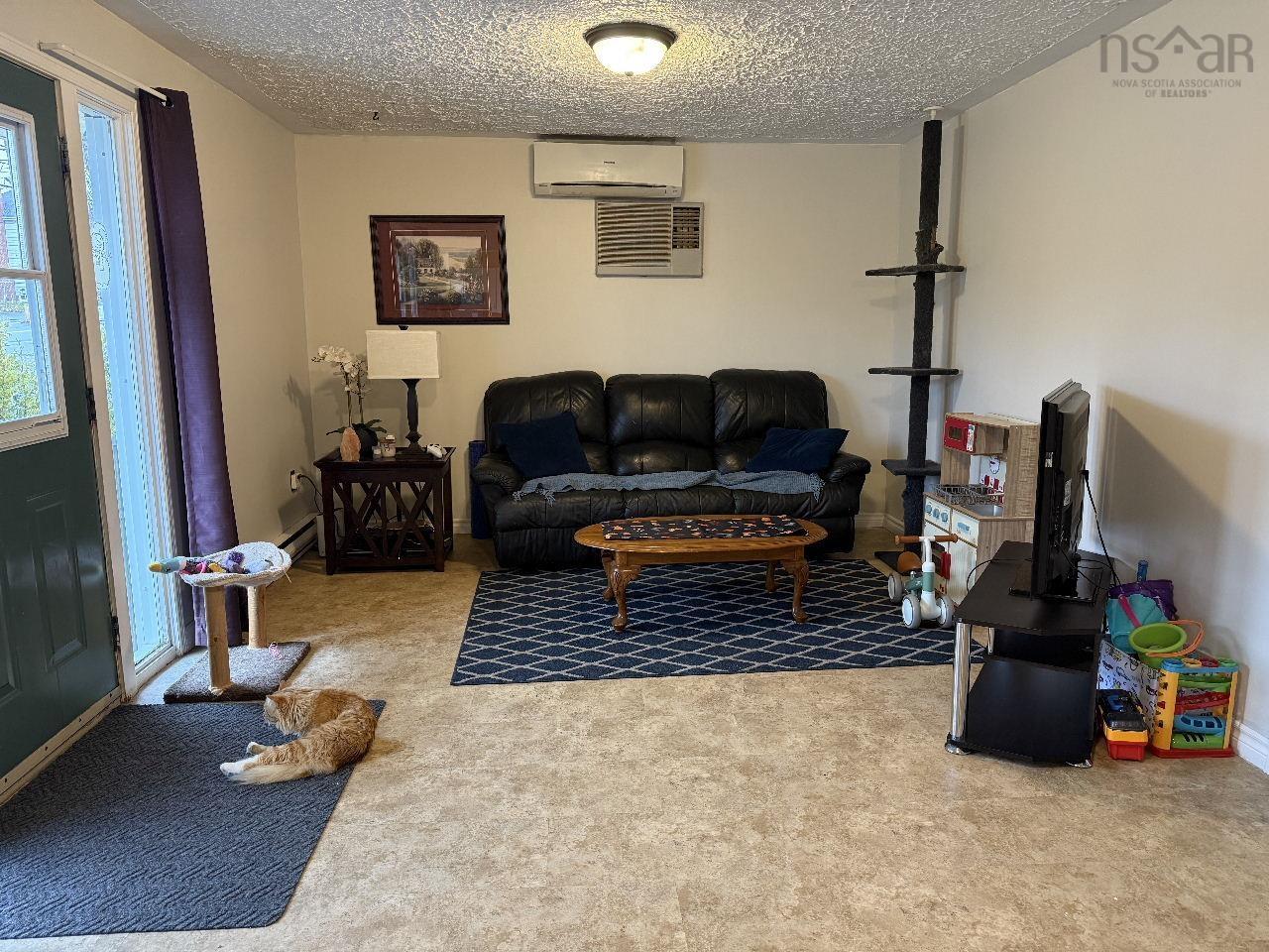 $349,900.00: 2858 2 Highway, Shubenacadie