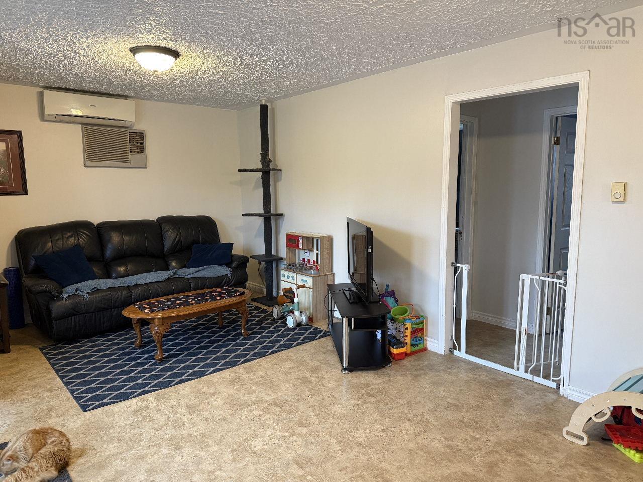 $349,900.00: 2858 2 Highway, Shubenacadie