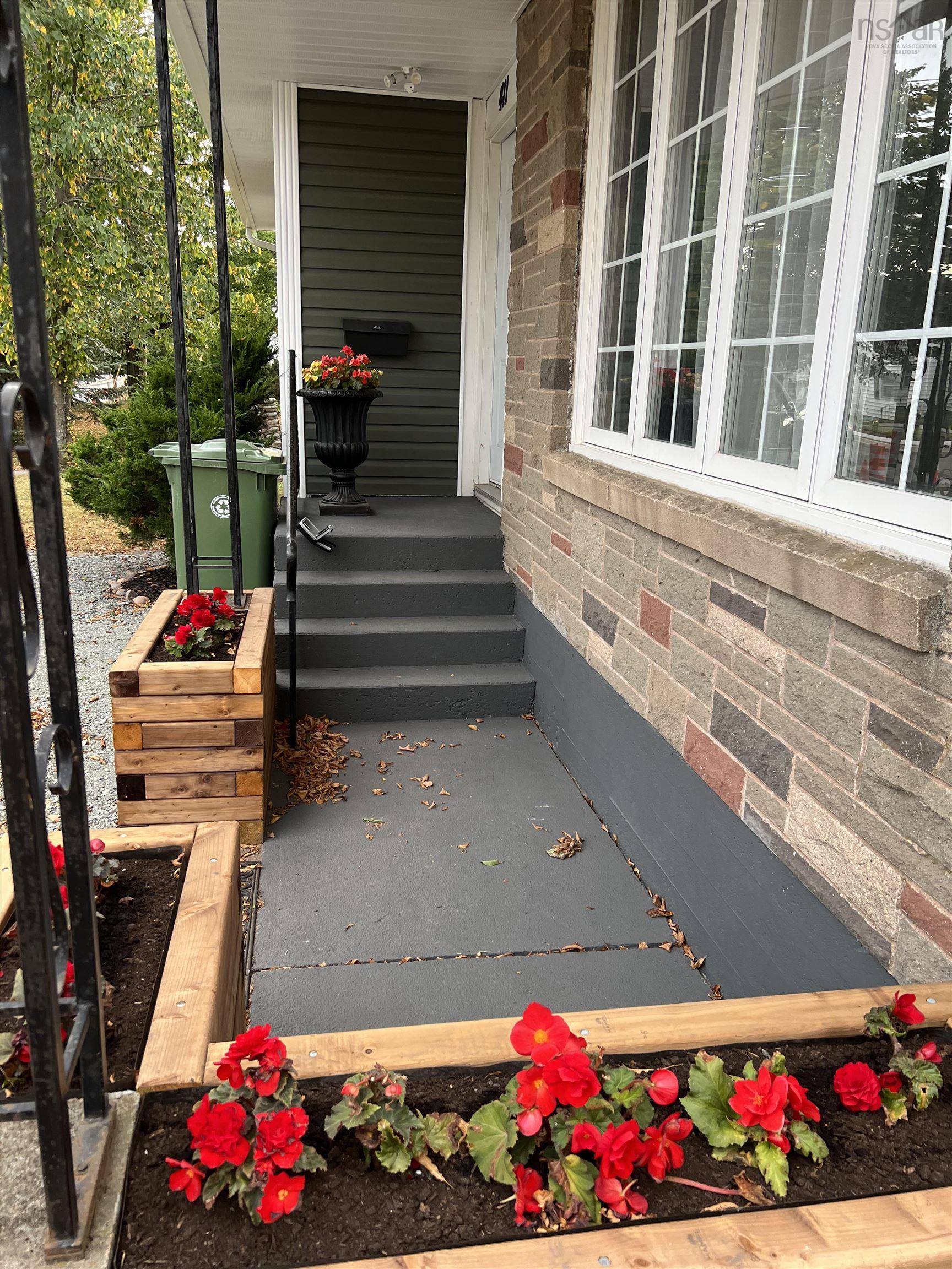 $399,900.00: 411 Robie Street, Truro