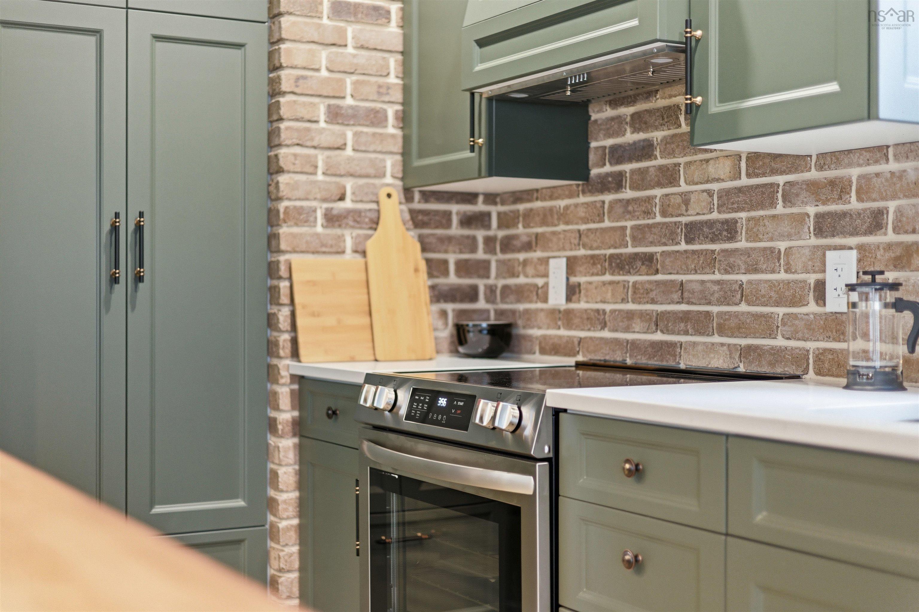 $799,900.00: 5551 Sullivan Street, Halifax