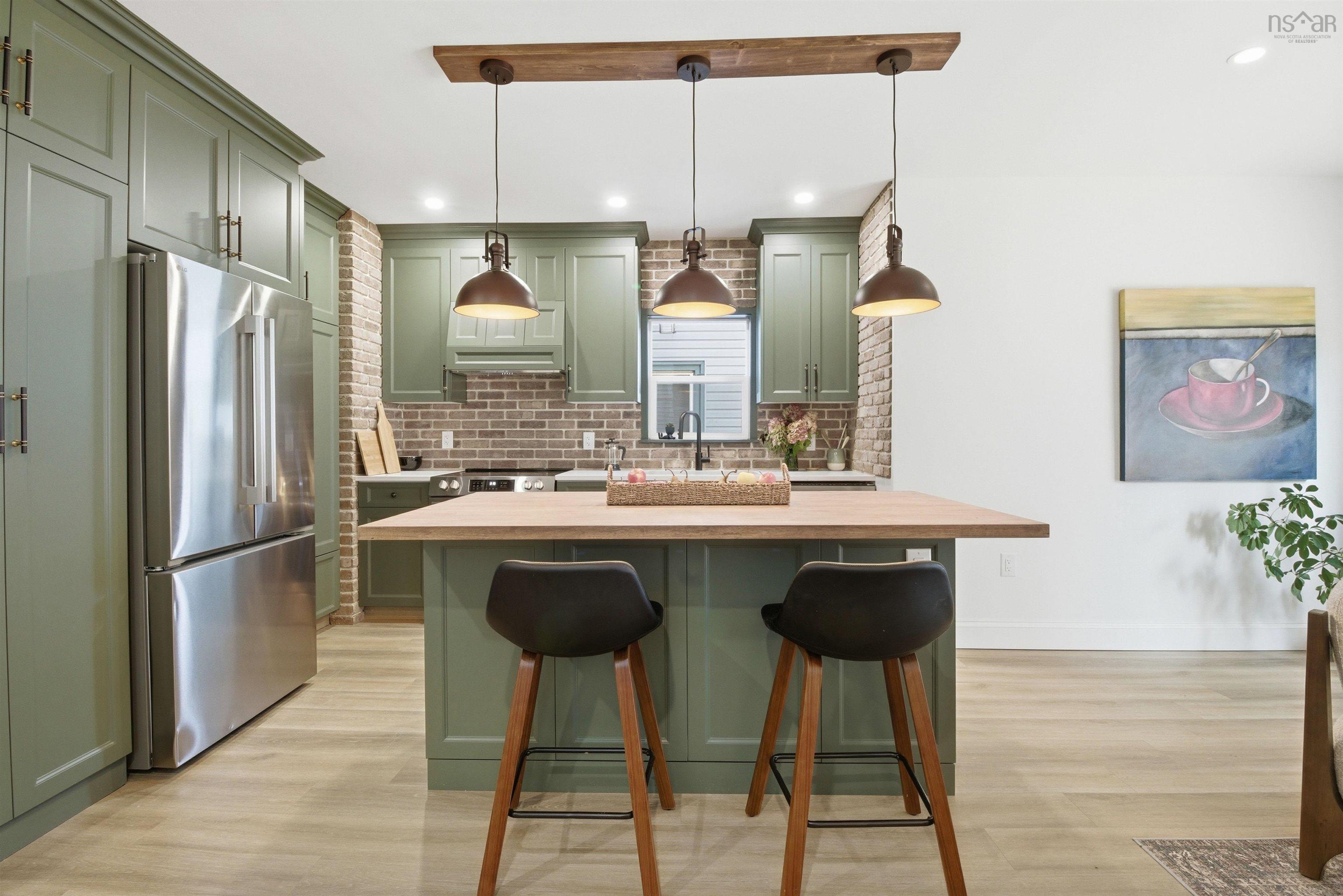 $799,900.00: 5551 Sullivan Street, Halifax