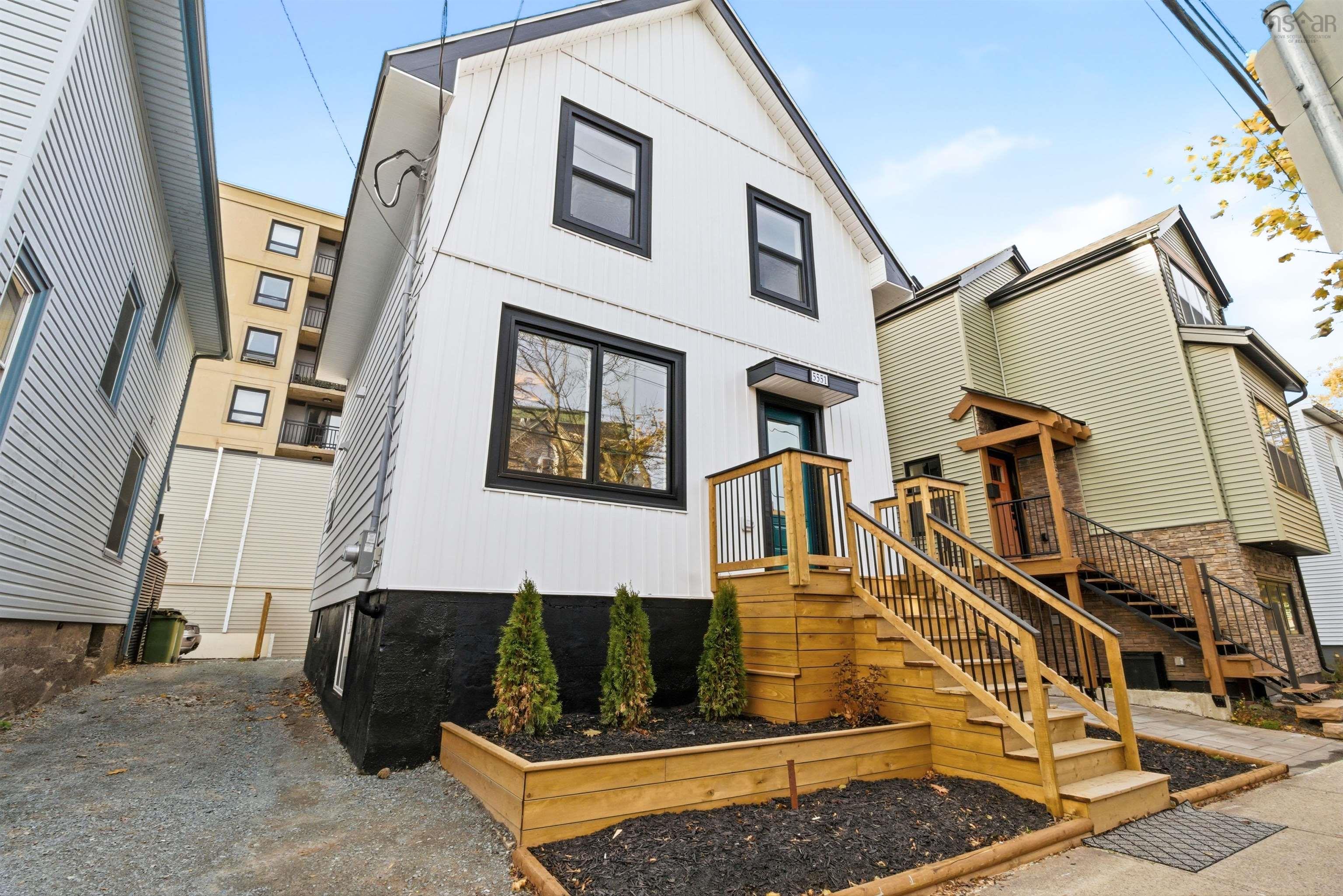 $799,900.00: 5551 Sullivan Street, Halifax