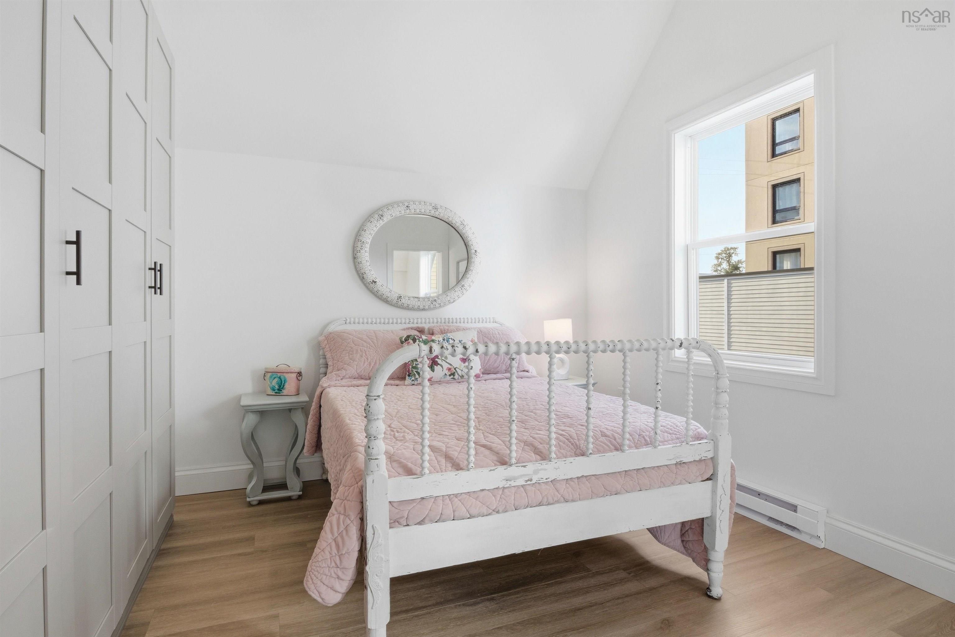 $799,900.00: 5551 Sullivan Street, Halifax