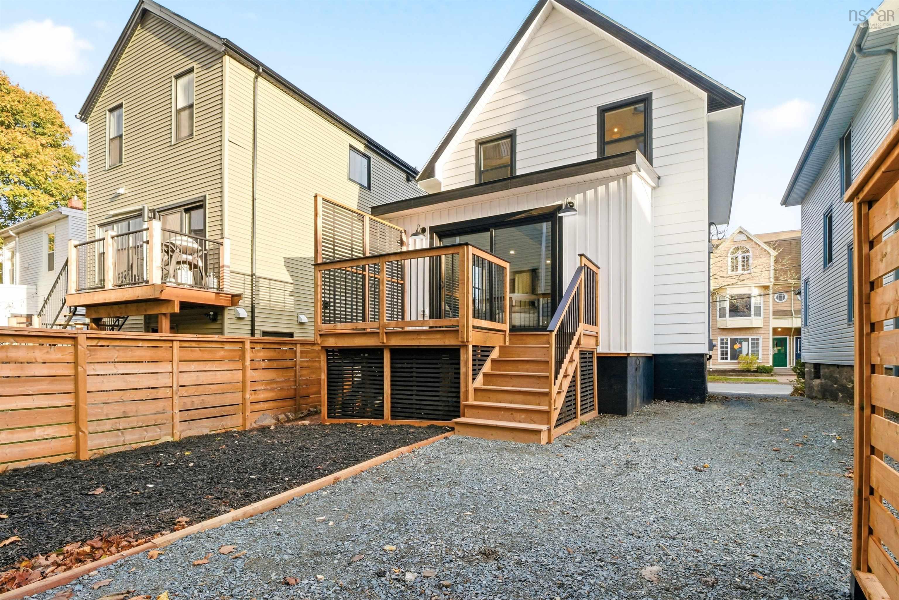 $799,900.00: 5551 Sullivan Street, Halifax