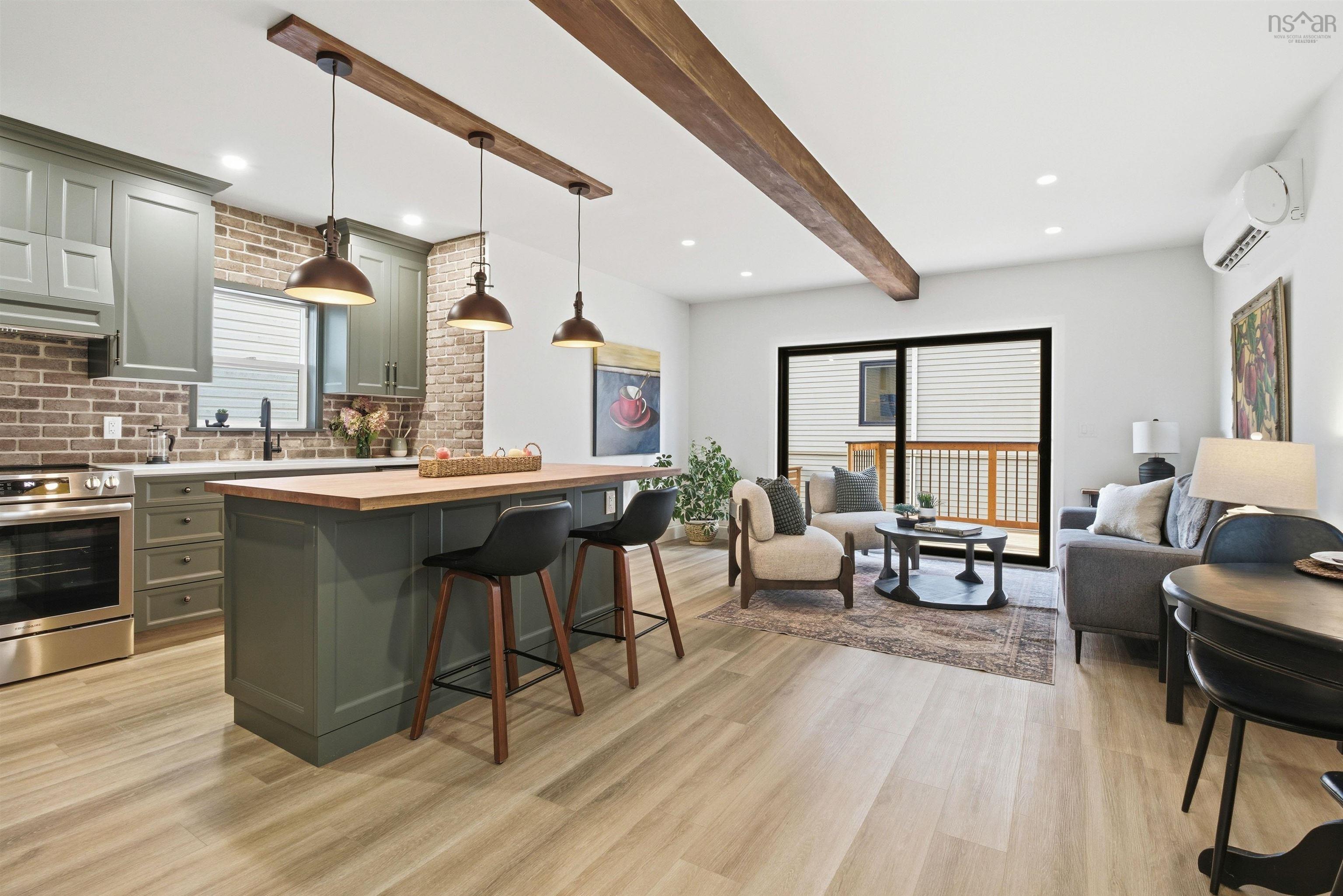 $799,900.00: 5551 Sullivan Street, Halifax