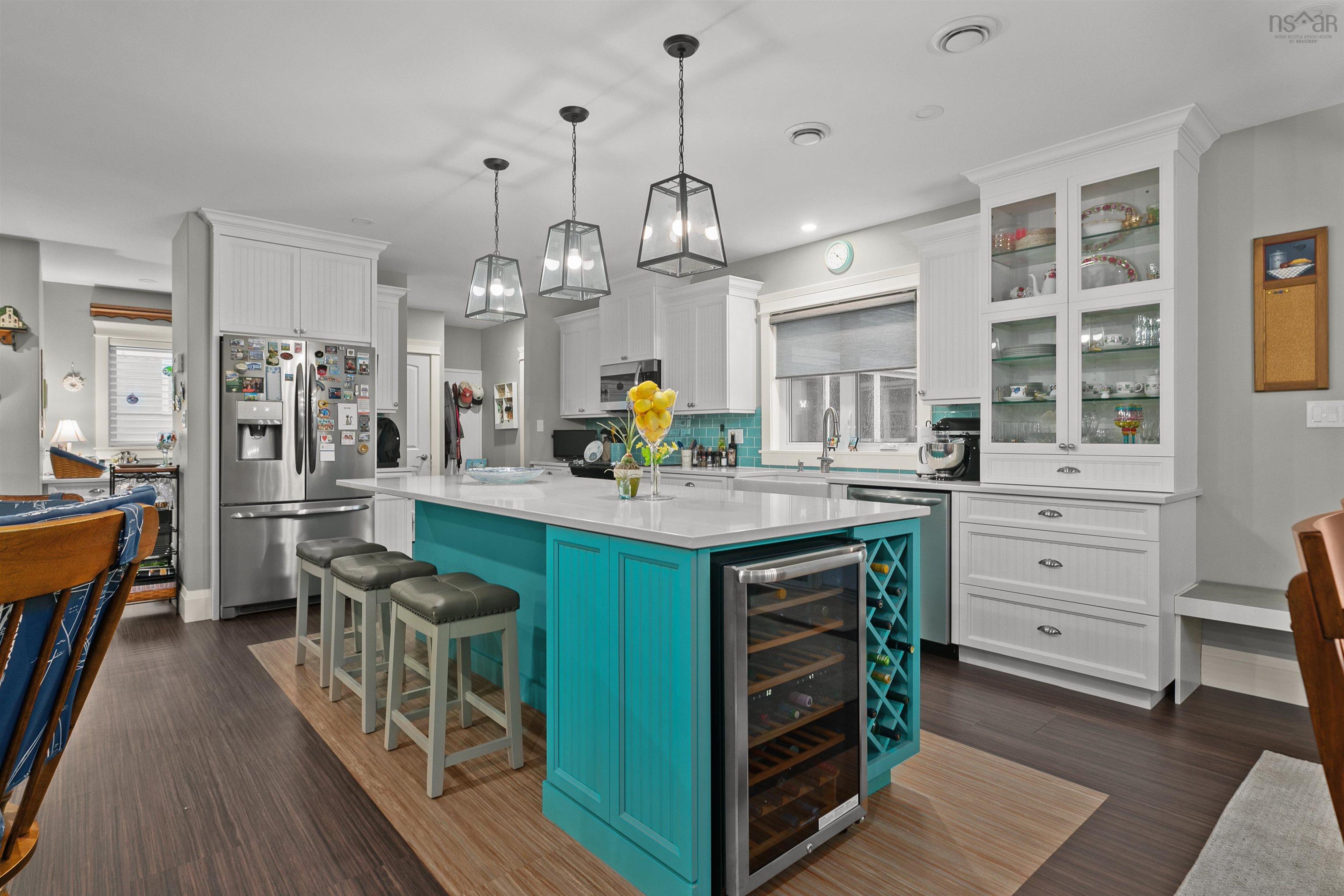 $1,150,000.00: 45 Pleasant Street, Mahone Bay