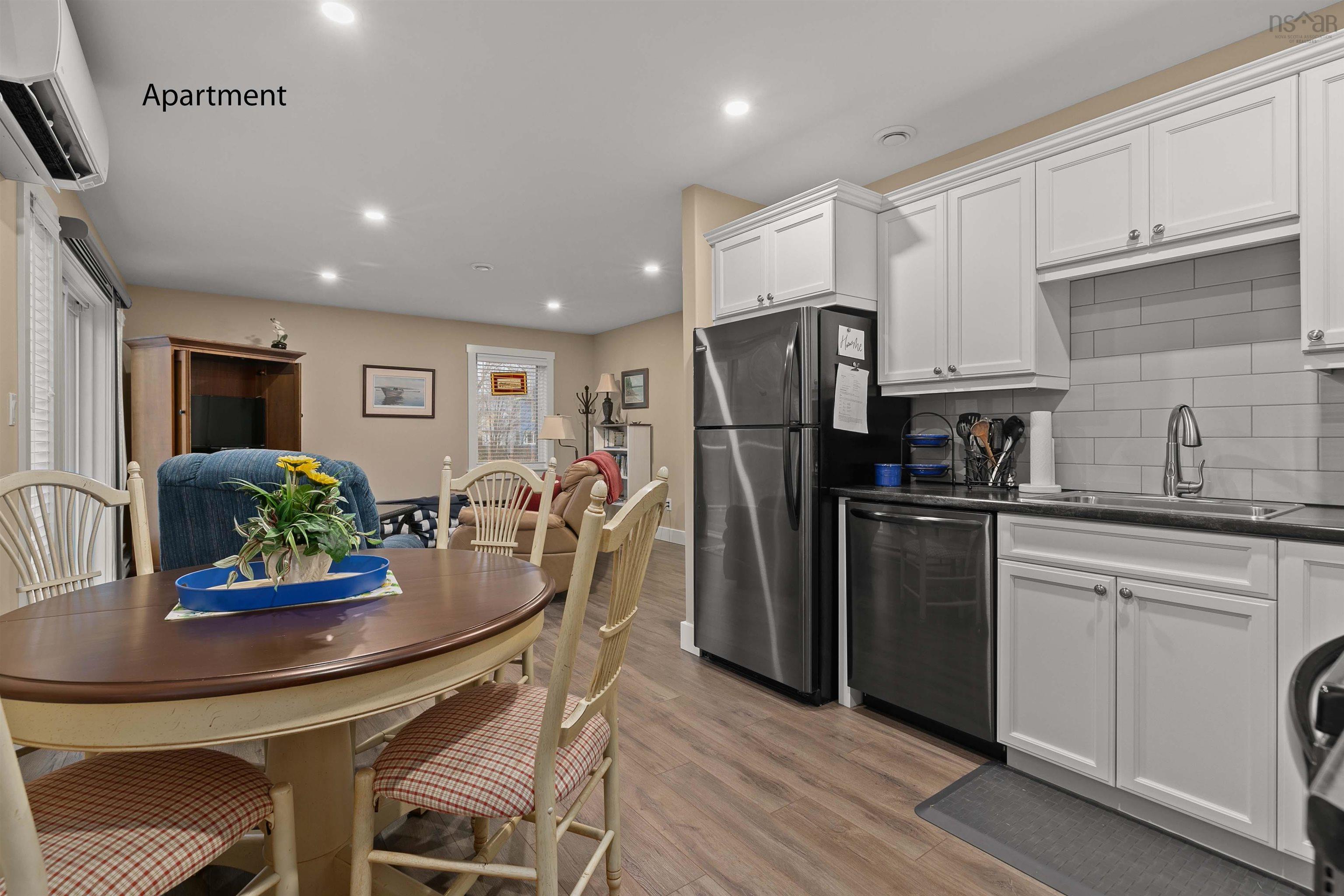 $1,150,000.00: 45 Pleasant Street, Mahone Bay