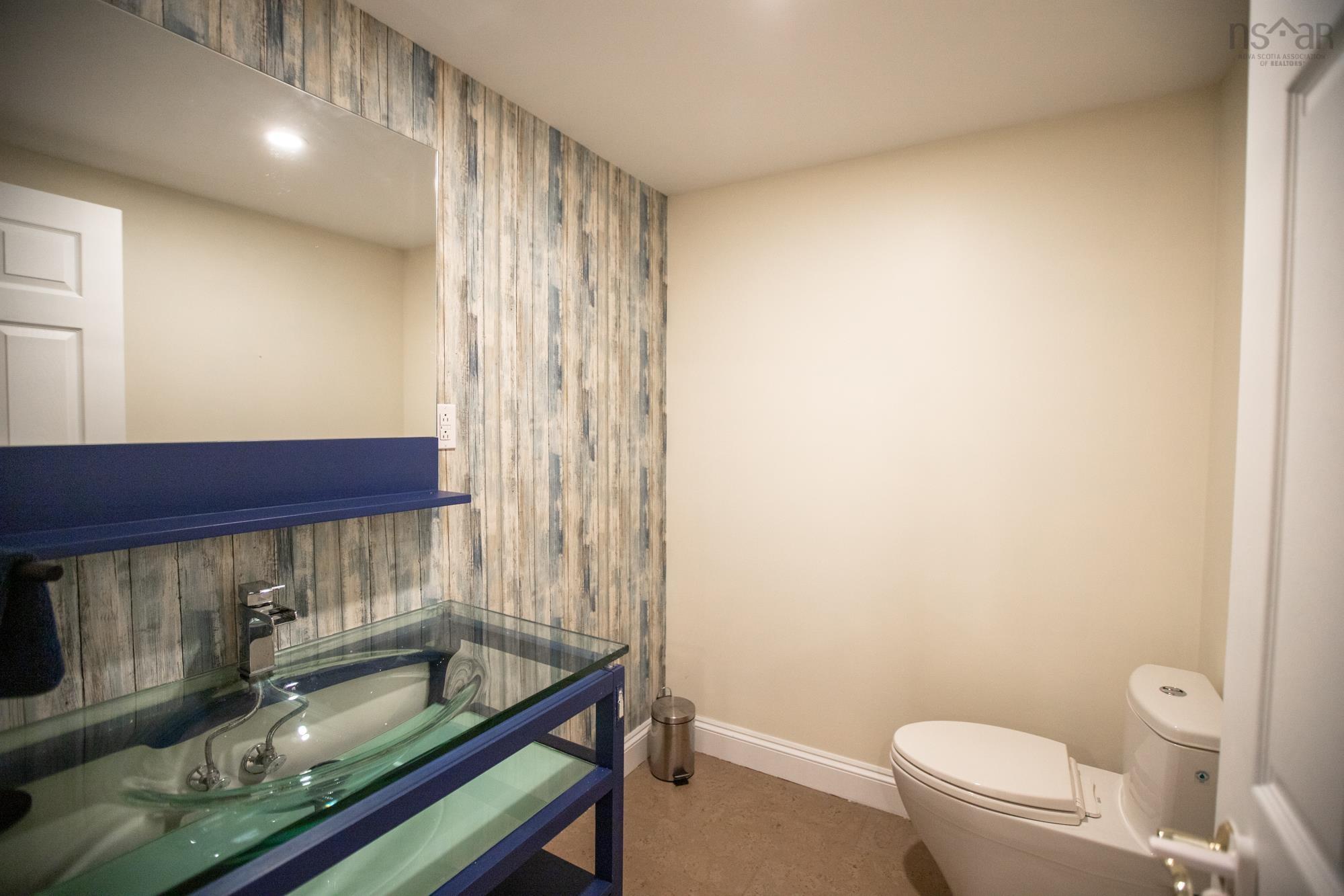 $1,199,000.00: 21 Forest Lane, Bedford