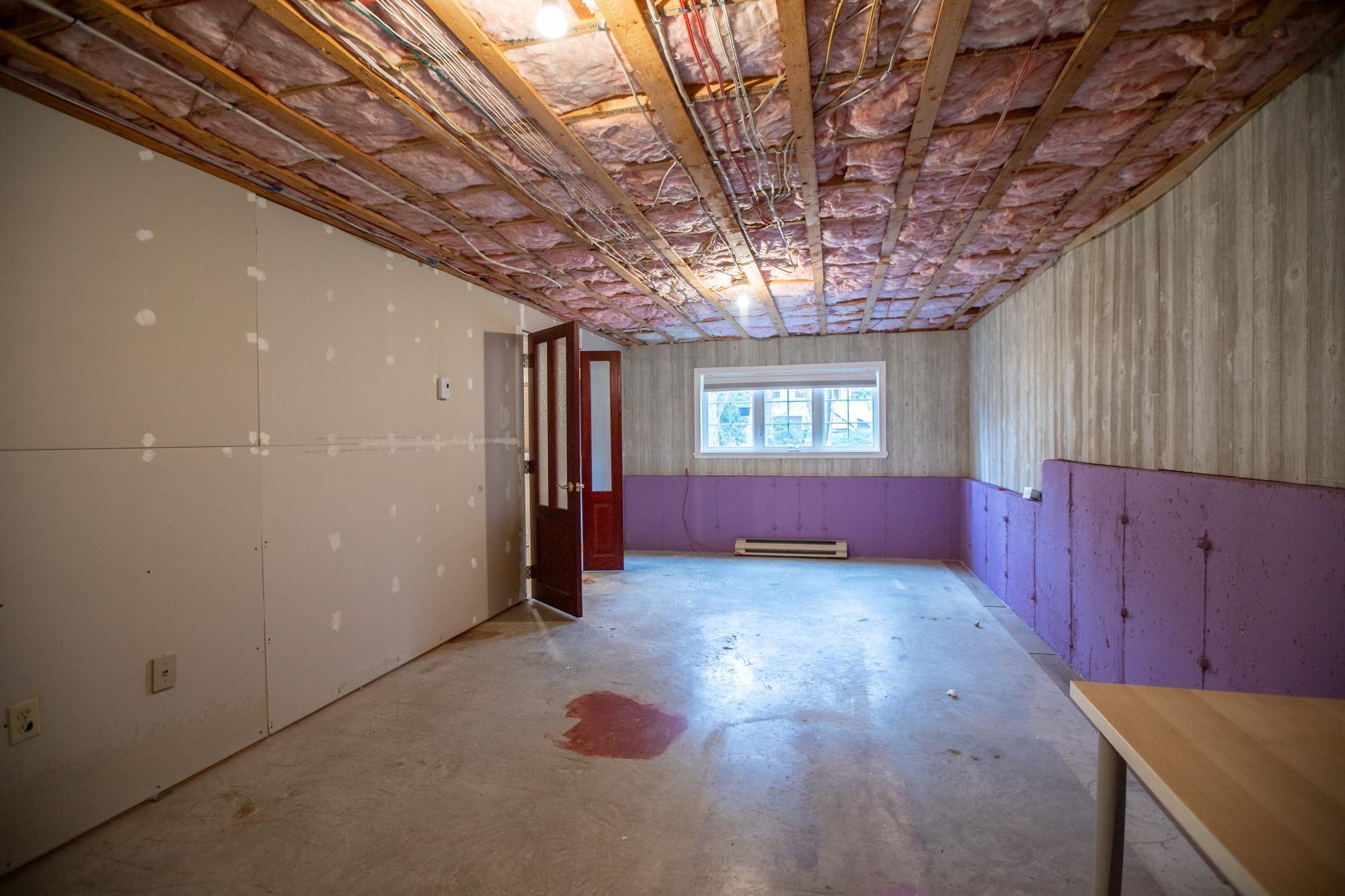 $1,199,000.00: 21 Forest Lane, Bedford