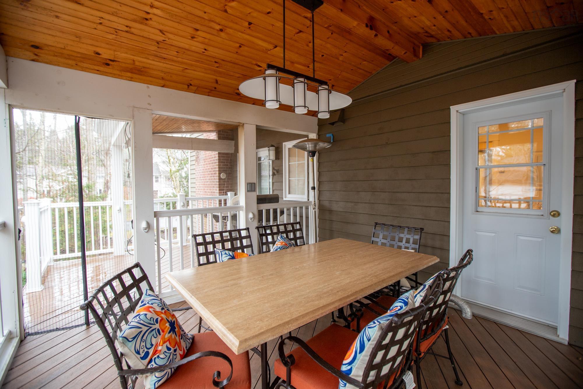 $1,199,000.00: 21 Forest Lane, Bedford