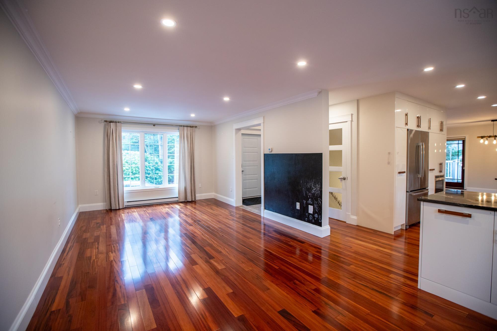 $1,199,000.00: 21 Forest Lane, Bedford