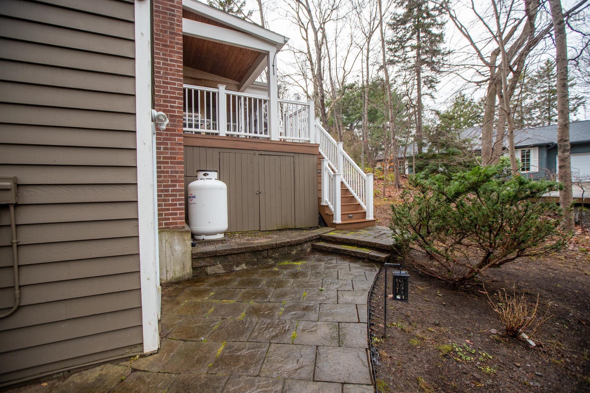 $1,199,000.00: 21 Forest Lane, Bedford