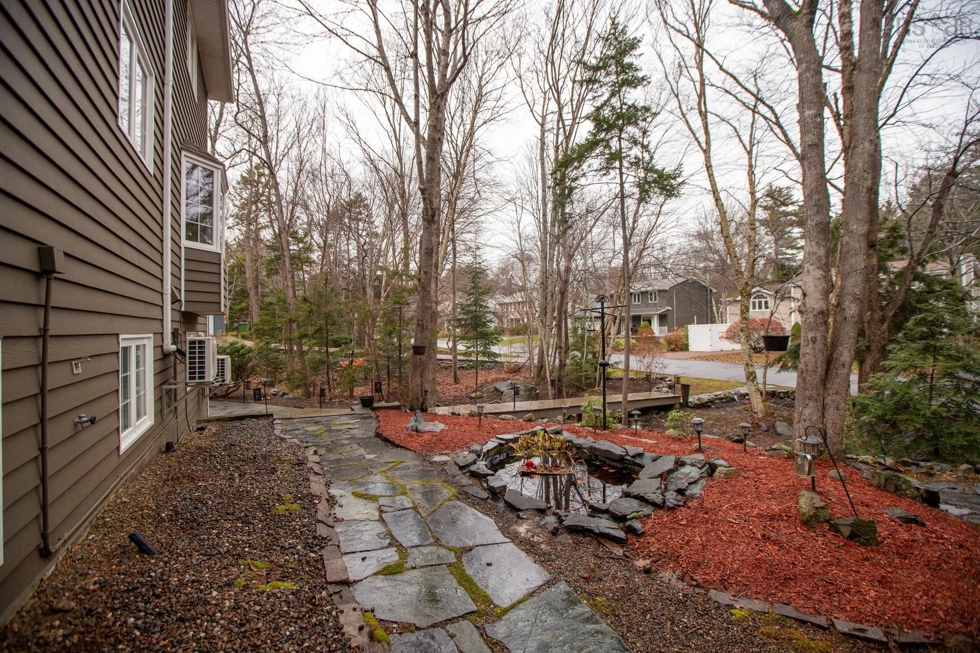 $1,199,000.00: 21 Forest Lane, Bedford