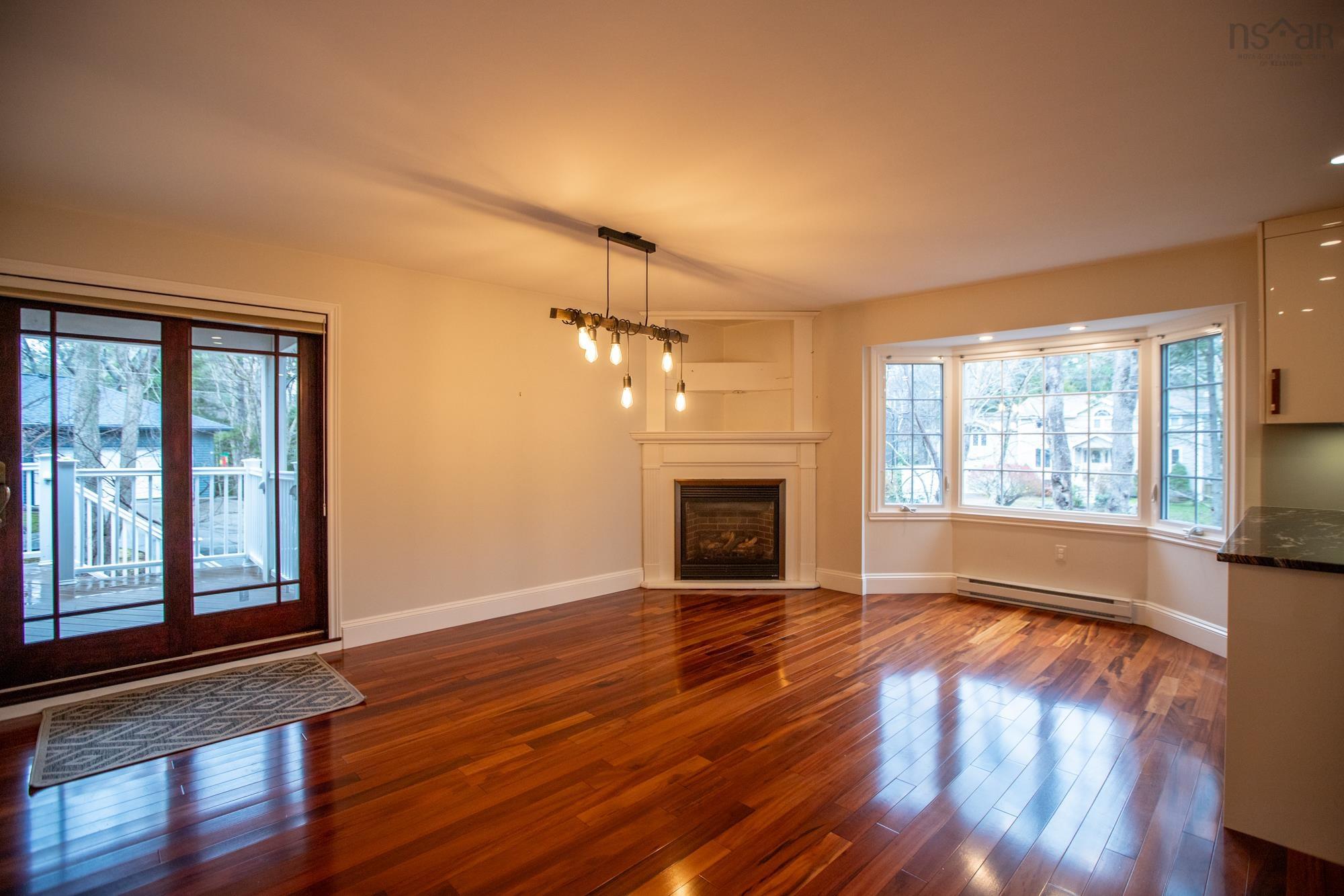 $1,199,000.00: 21 Forest Lane, Bedford