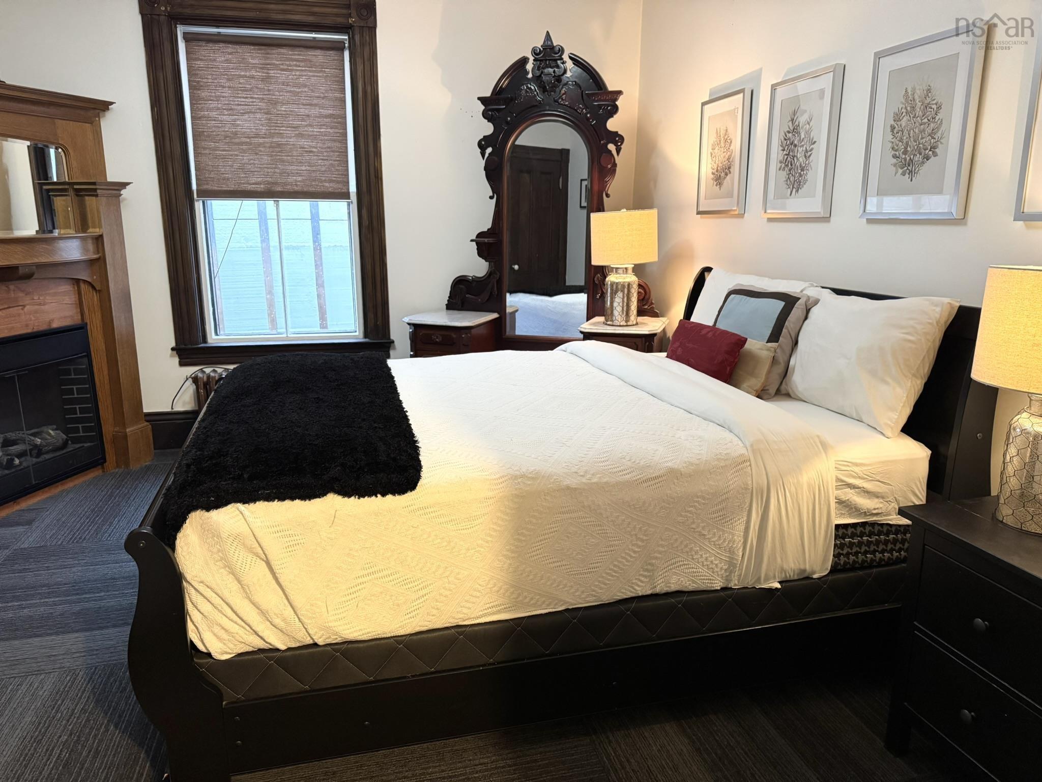 $649,900.00: 190 Main Street, Liverpool