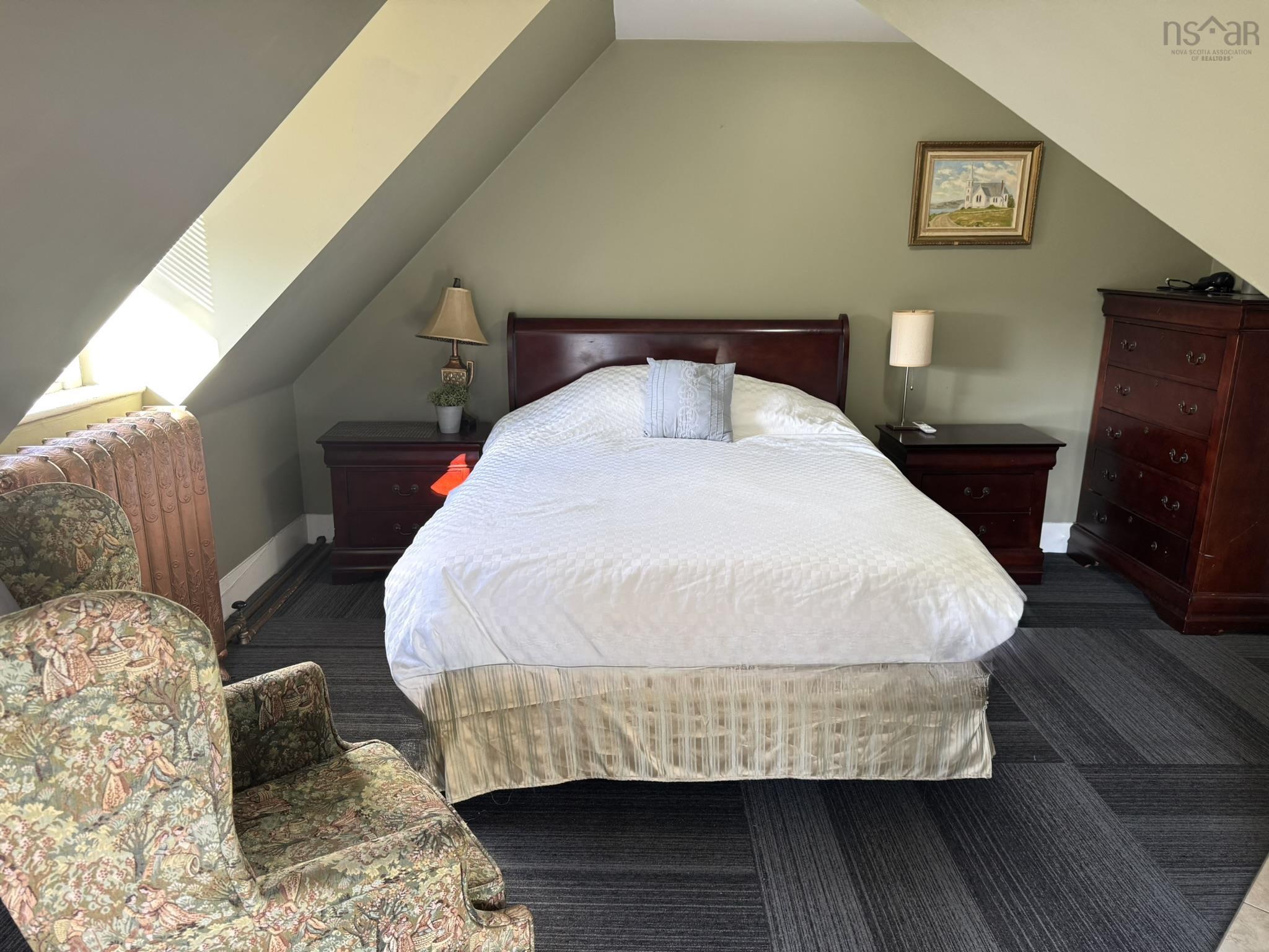 $649,900.00: 190 Main Street, Liverpool