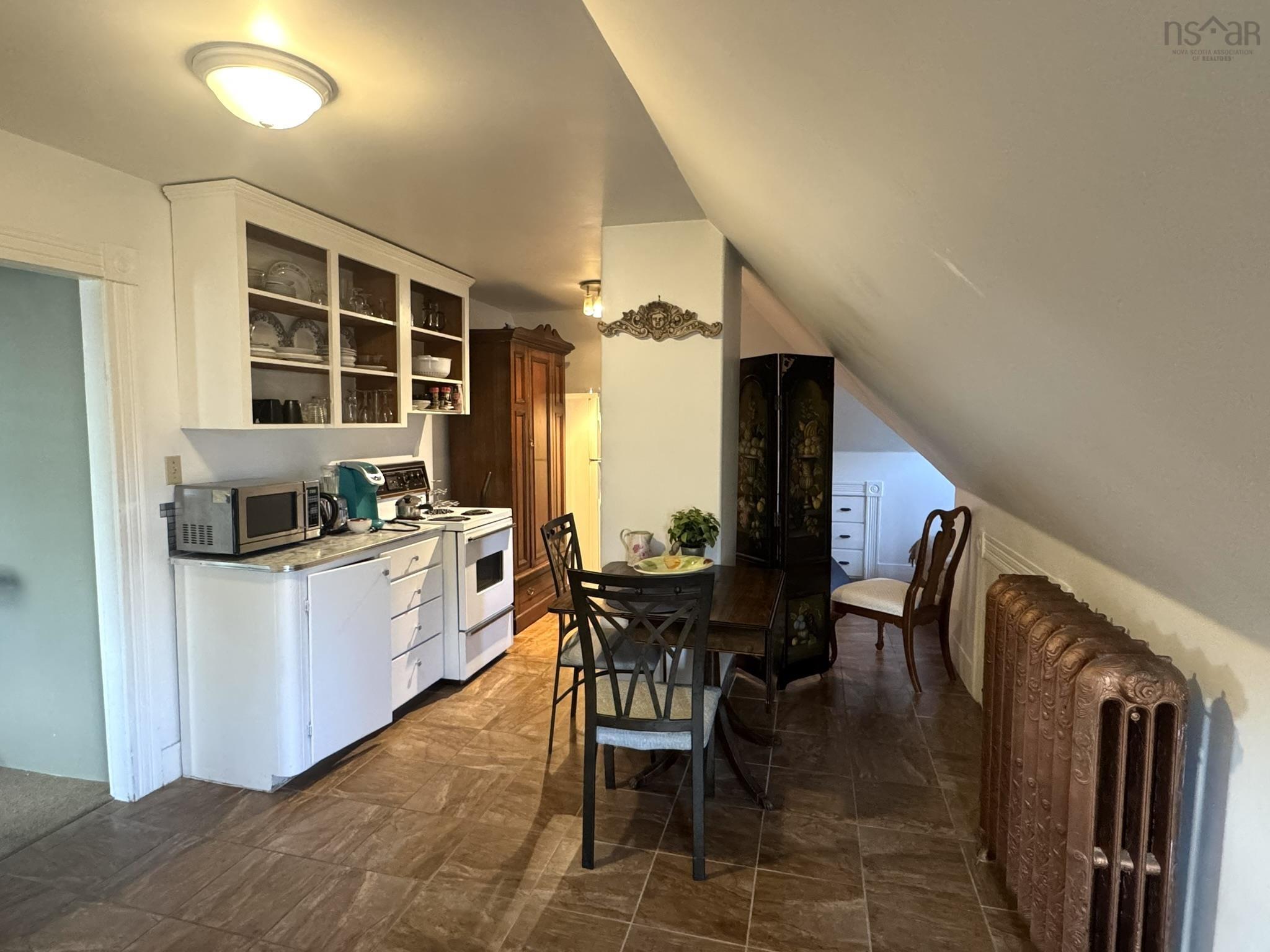 $649,900.00: 190 Main Street, Liverpool