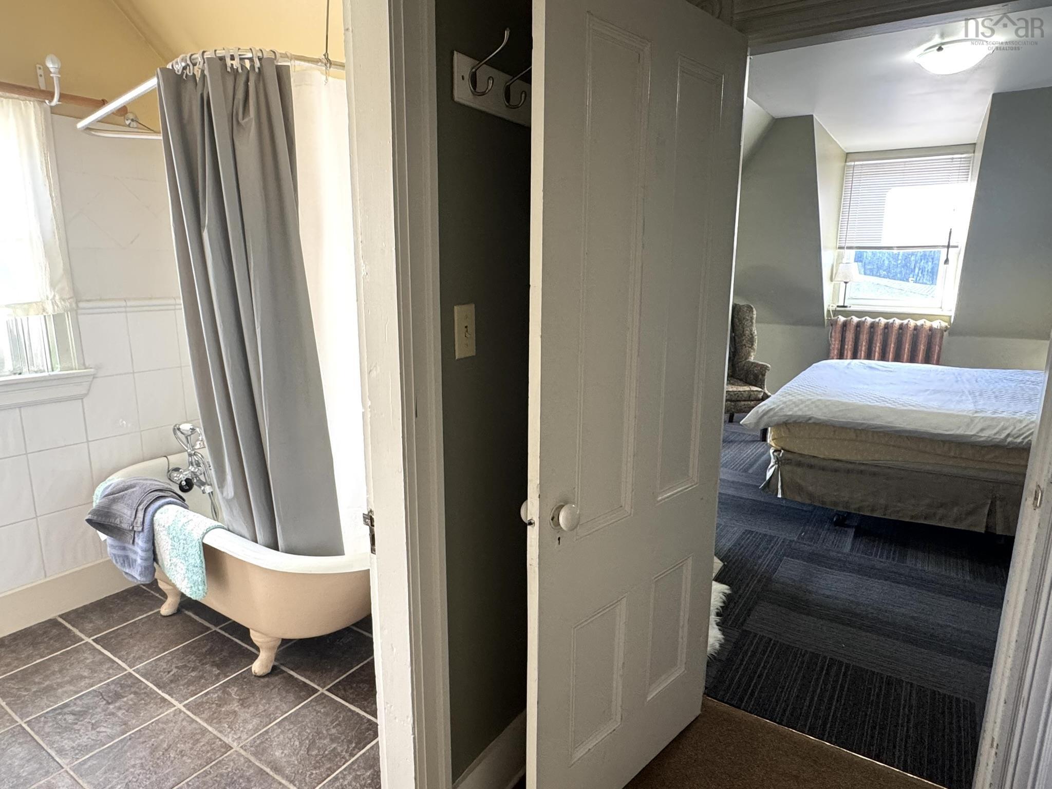 $649,900.00: 190 Main Street, Liverpool