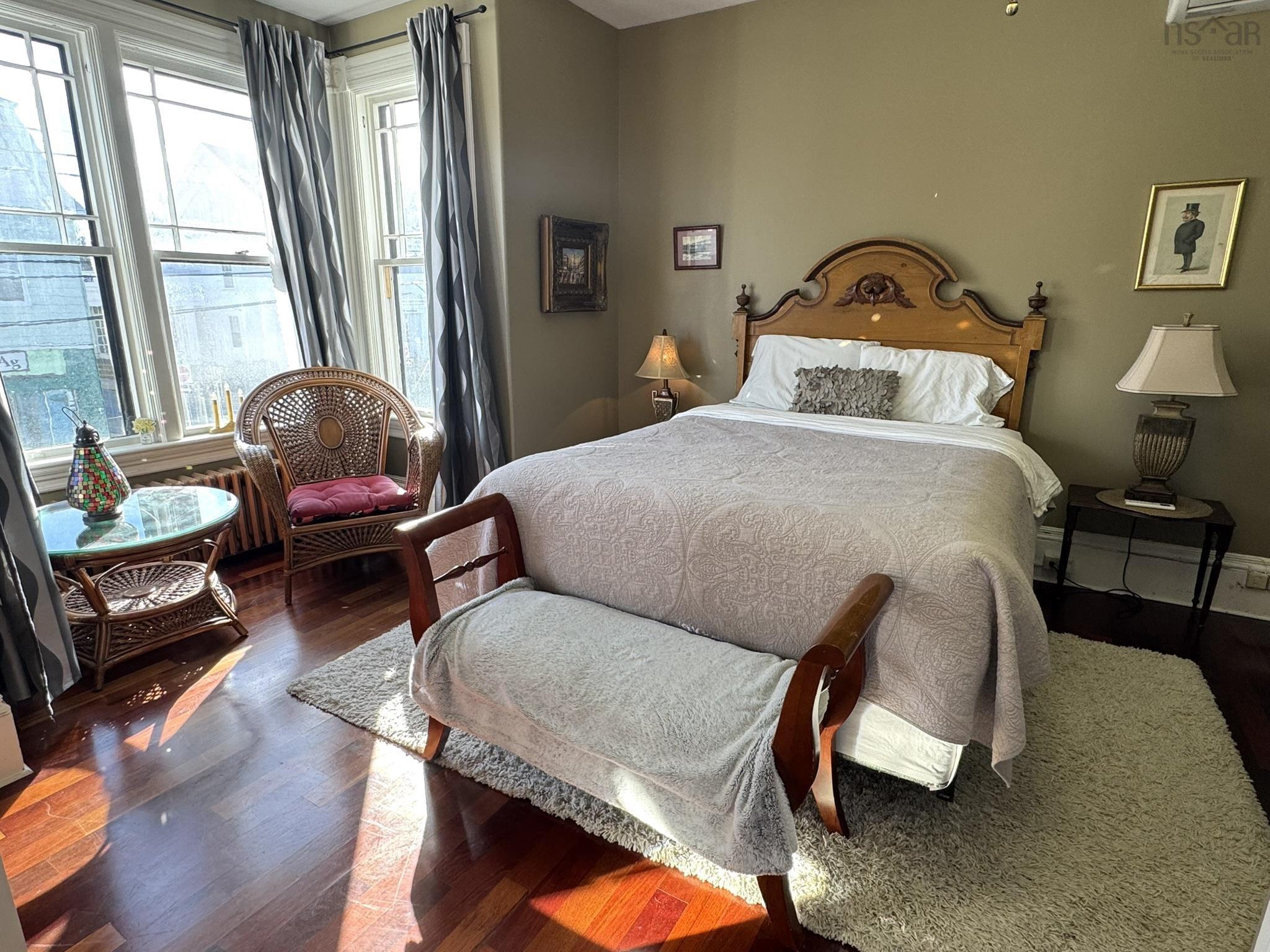 $649,900.00: 190 Main Street, Liverpool