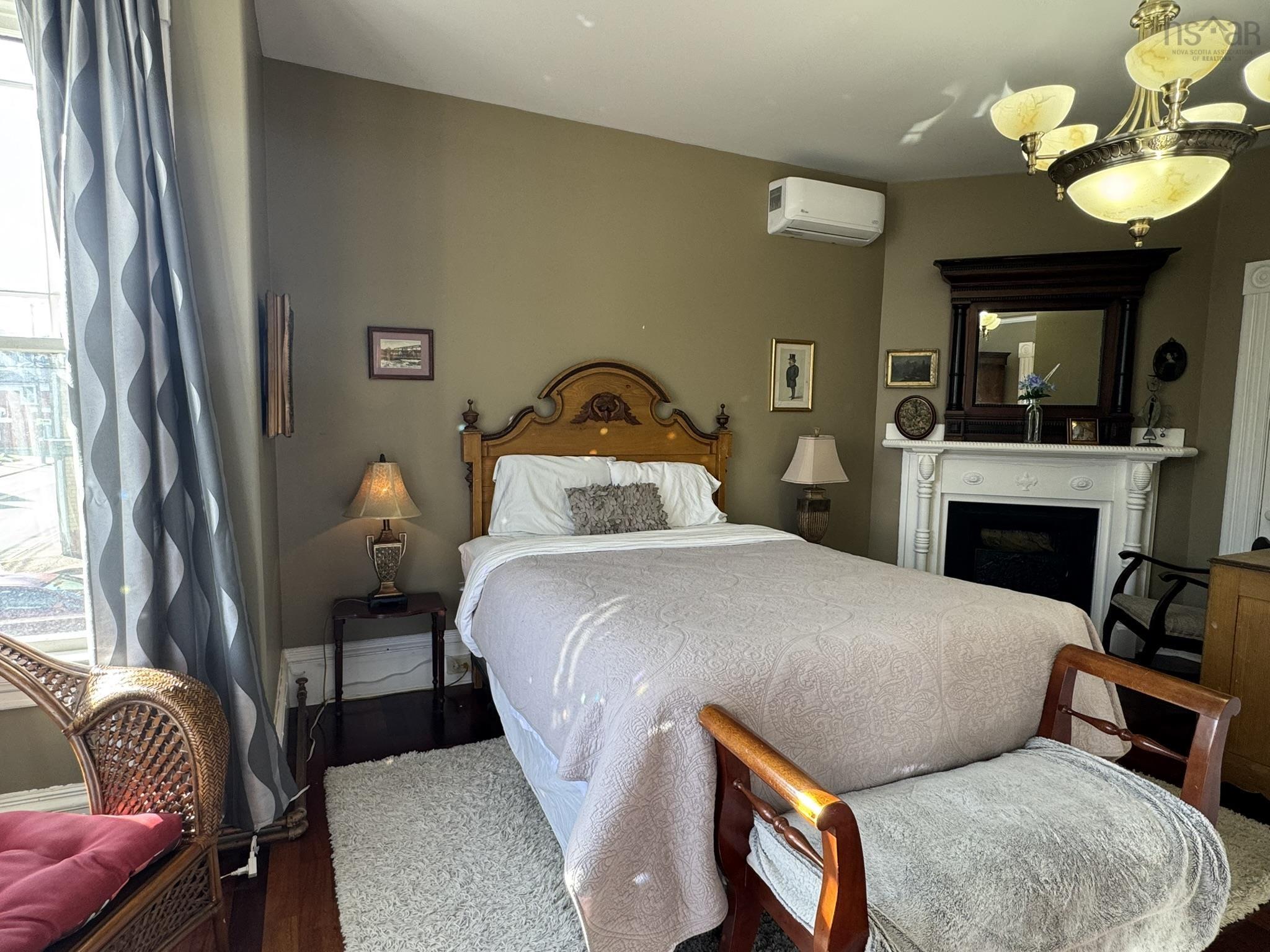 $649,900.00: 190 Main Street, Liverpool