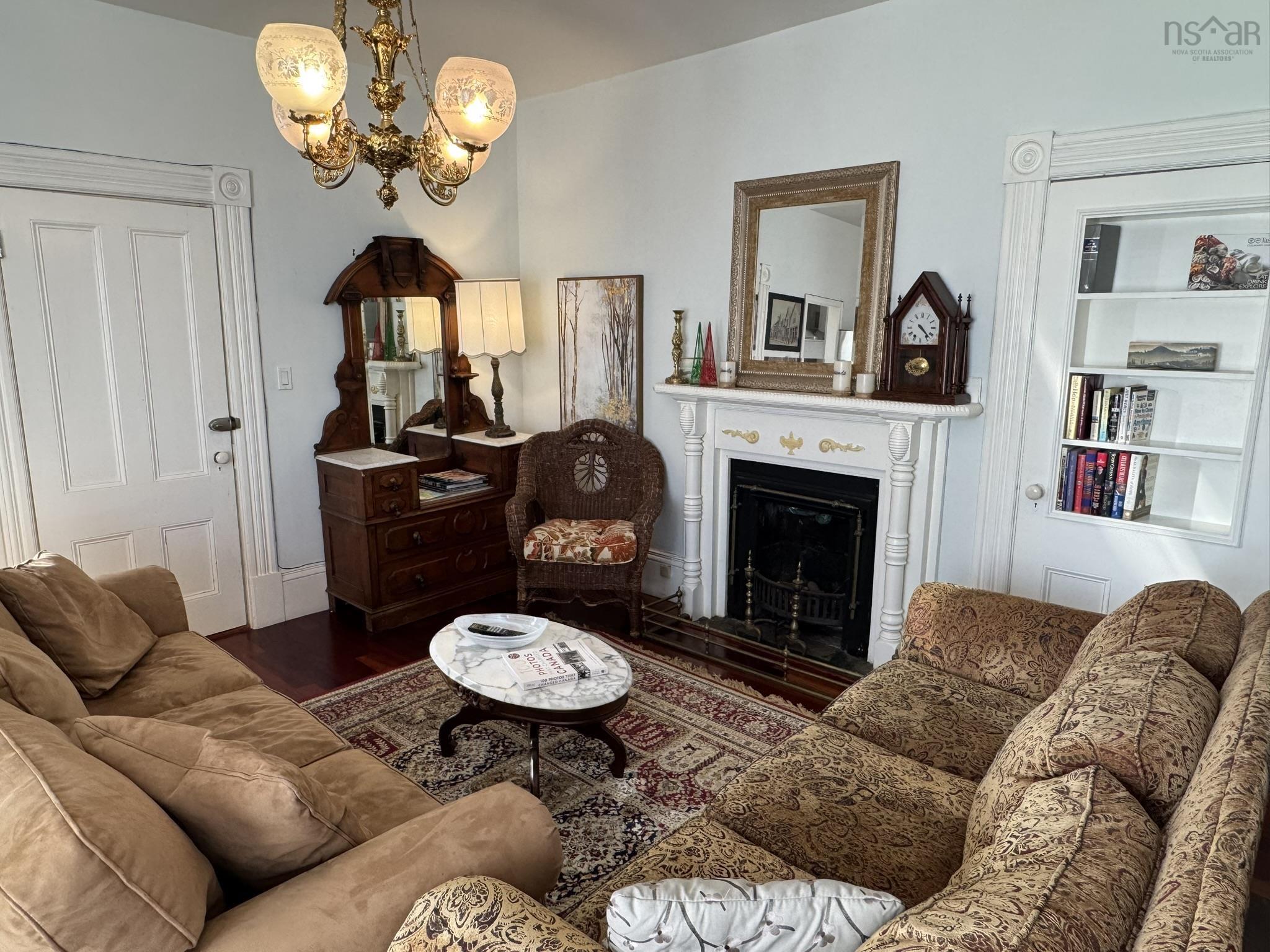 $649,900.00: 190 Main Street, Liverpool