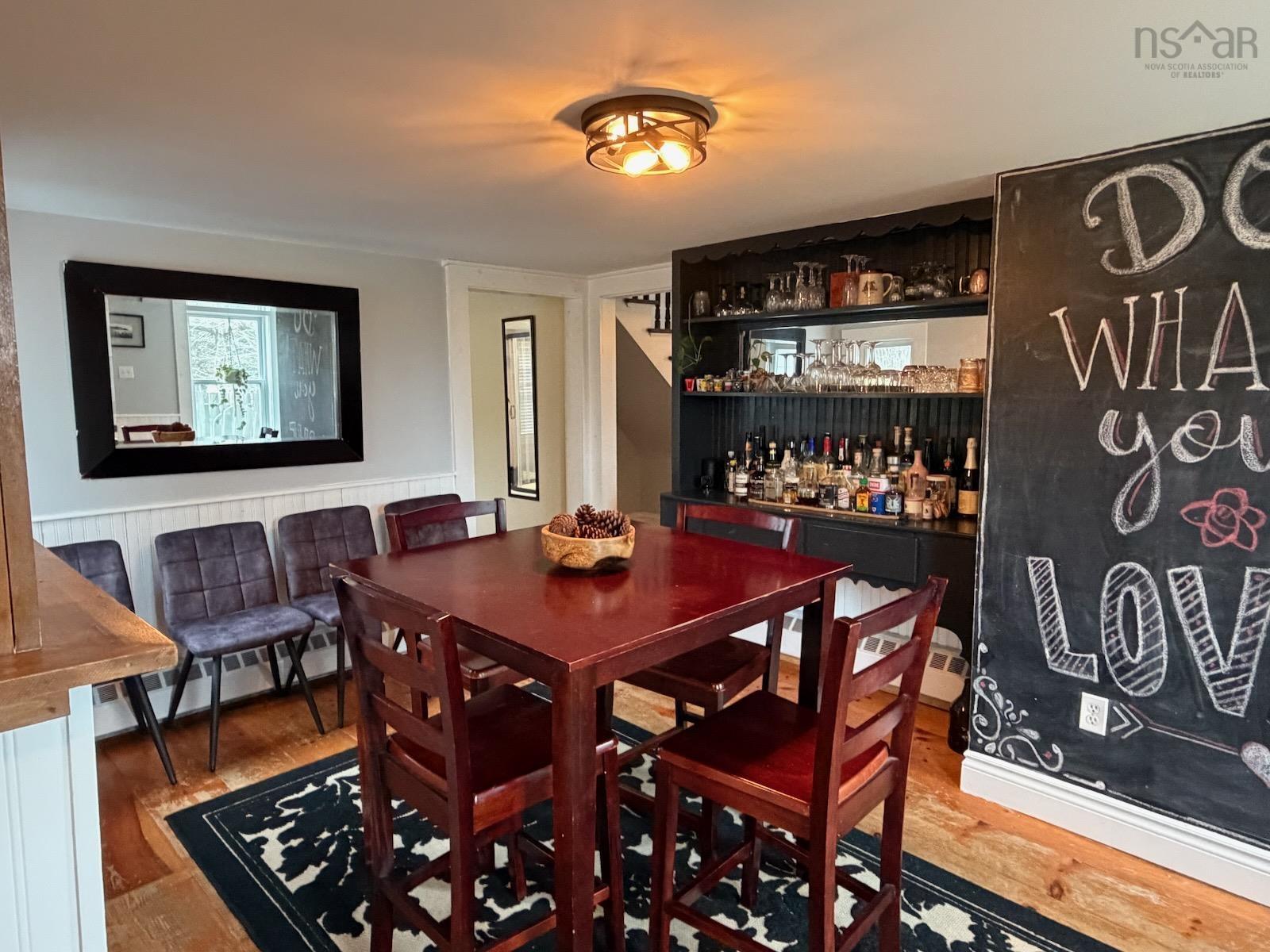 $369,900.00: 156 Main Shore Road, Milton Highlands