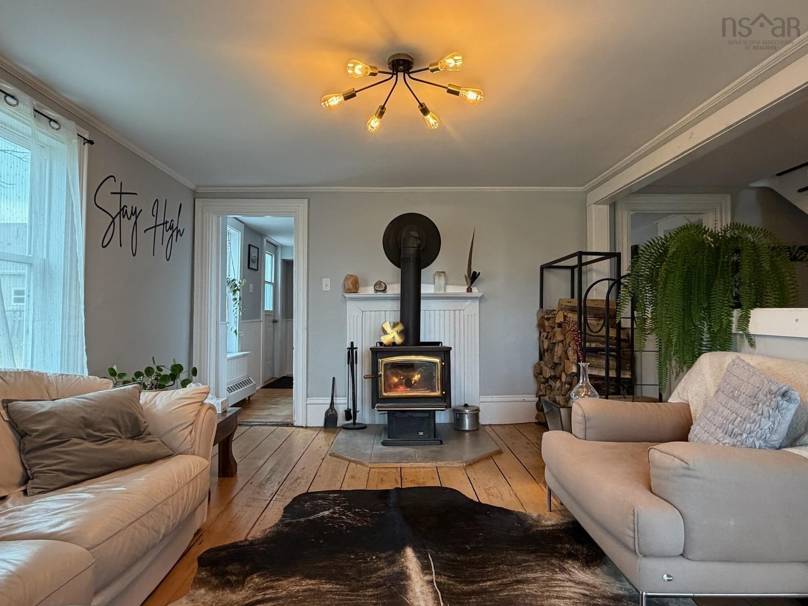 $369,900.00: 156 Main Shore Road, Milton Highlands