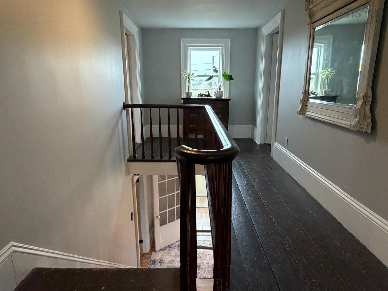 $369,900.00: 156 Main Shore Road, Milton Highlands