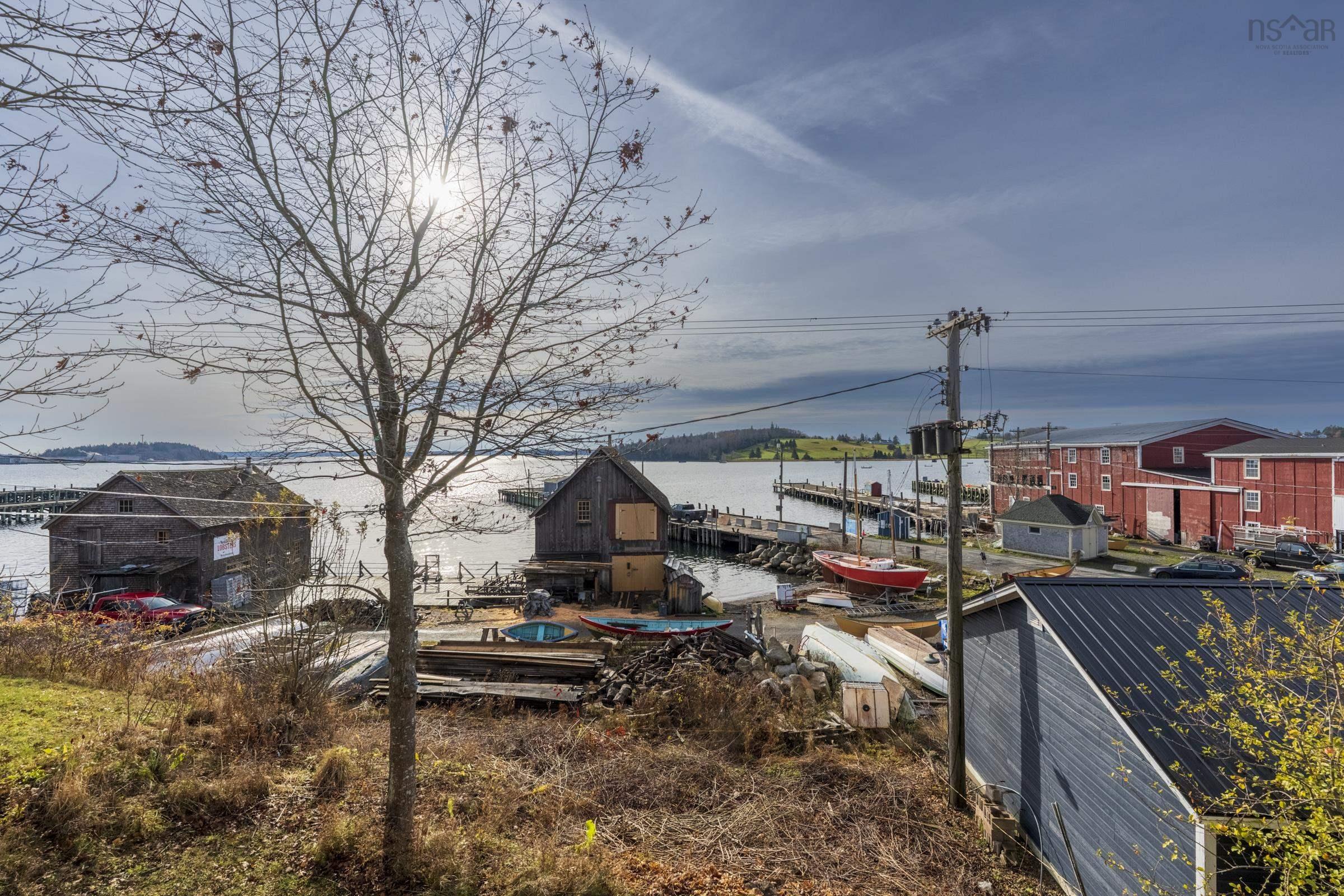 $700,000.00: 200 Montague Street, Lunenburg