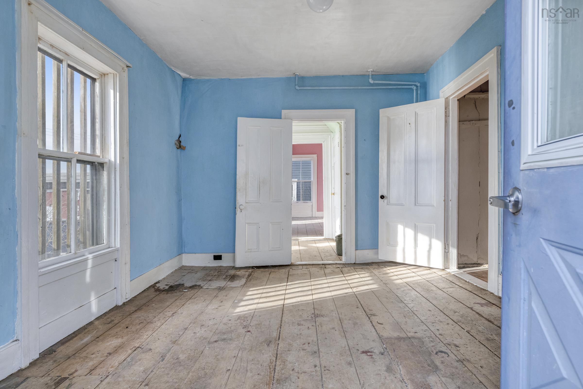 $700,000.00: 200 Montague Street, Lunenburg