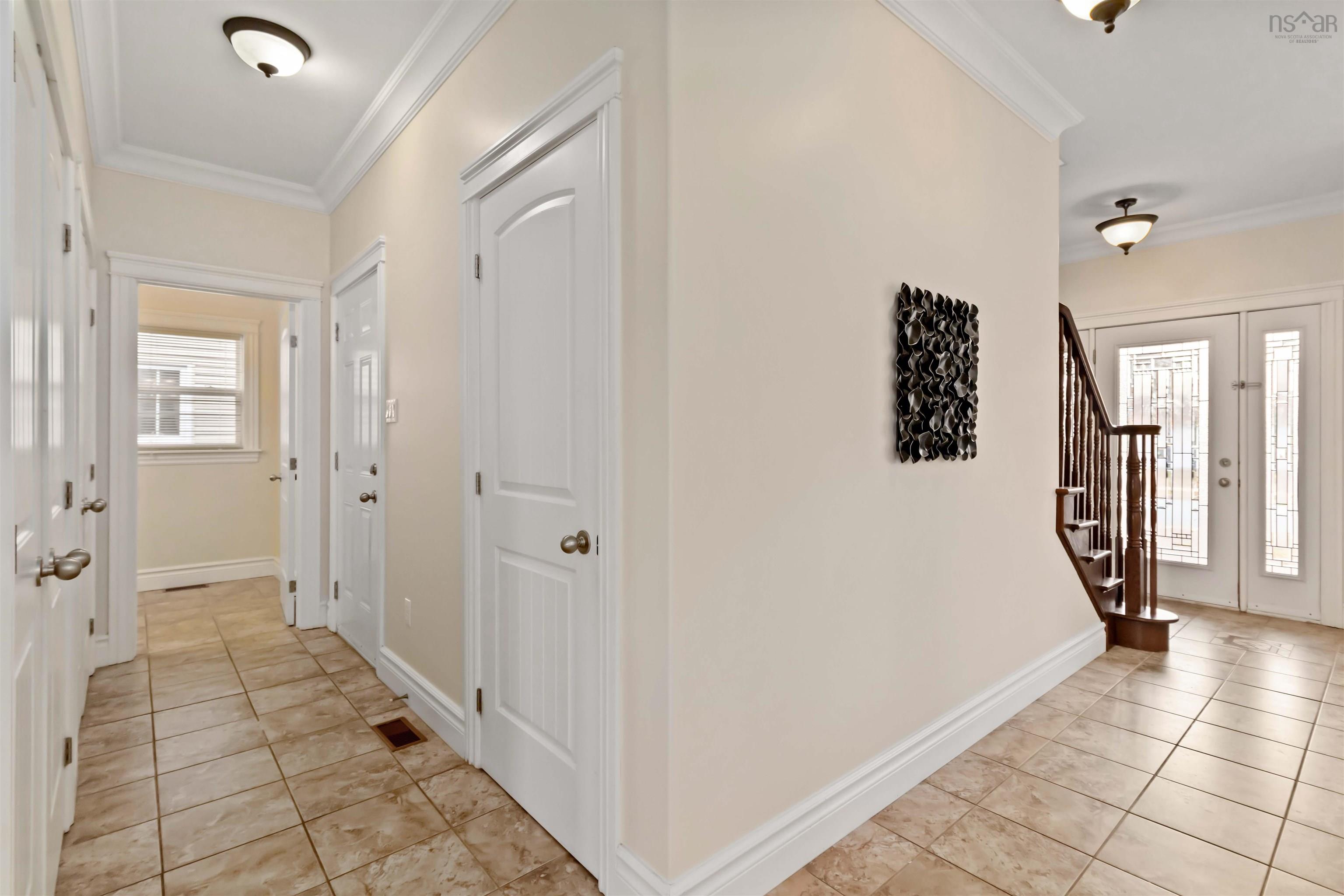 $959,900.00: 167 Ravines Drive, Bedford