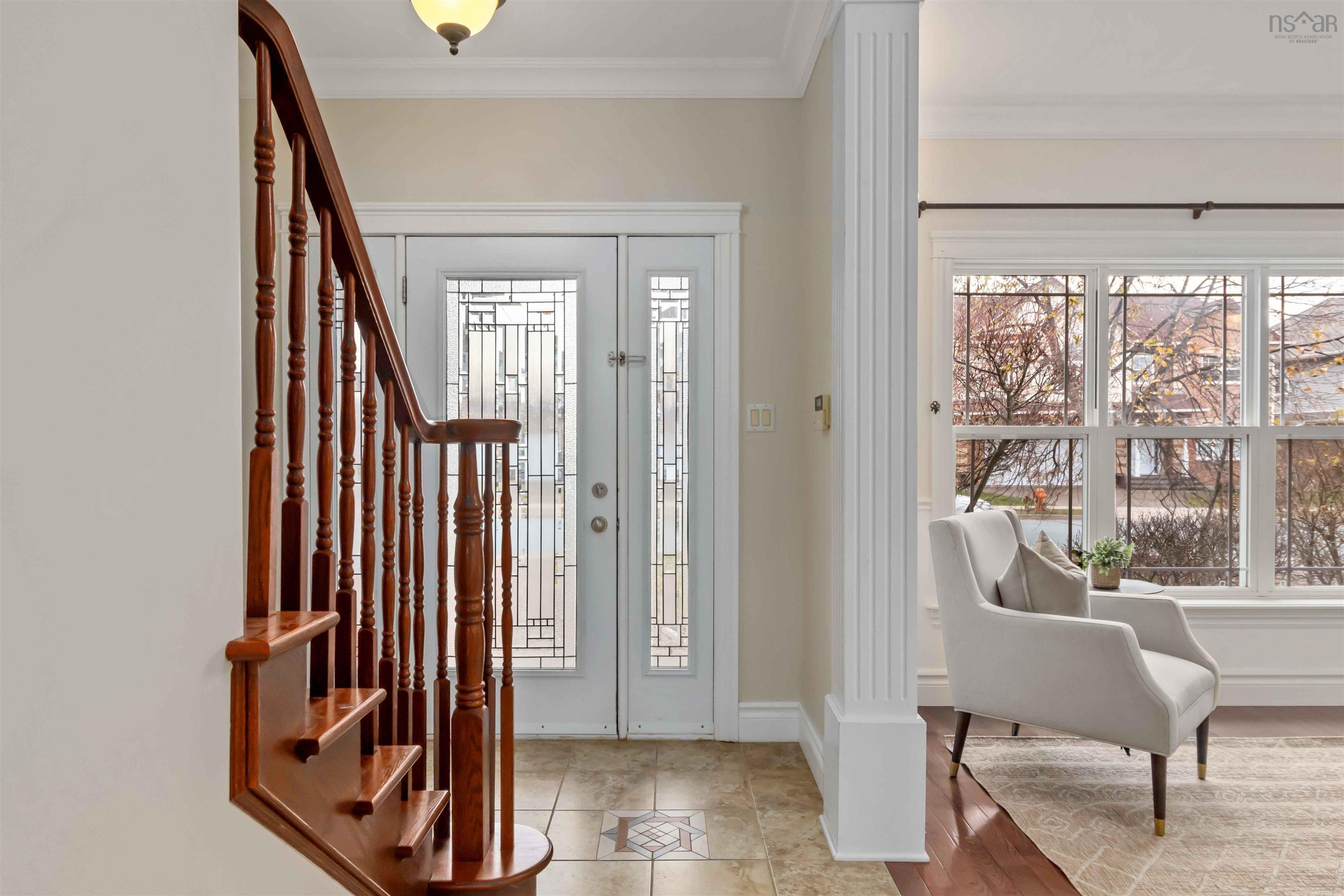 $959,900.00: 167 Ravines Drive, Bedford