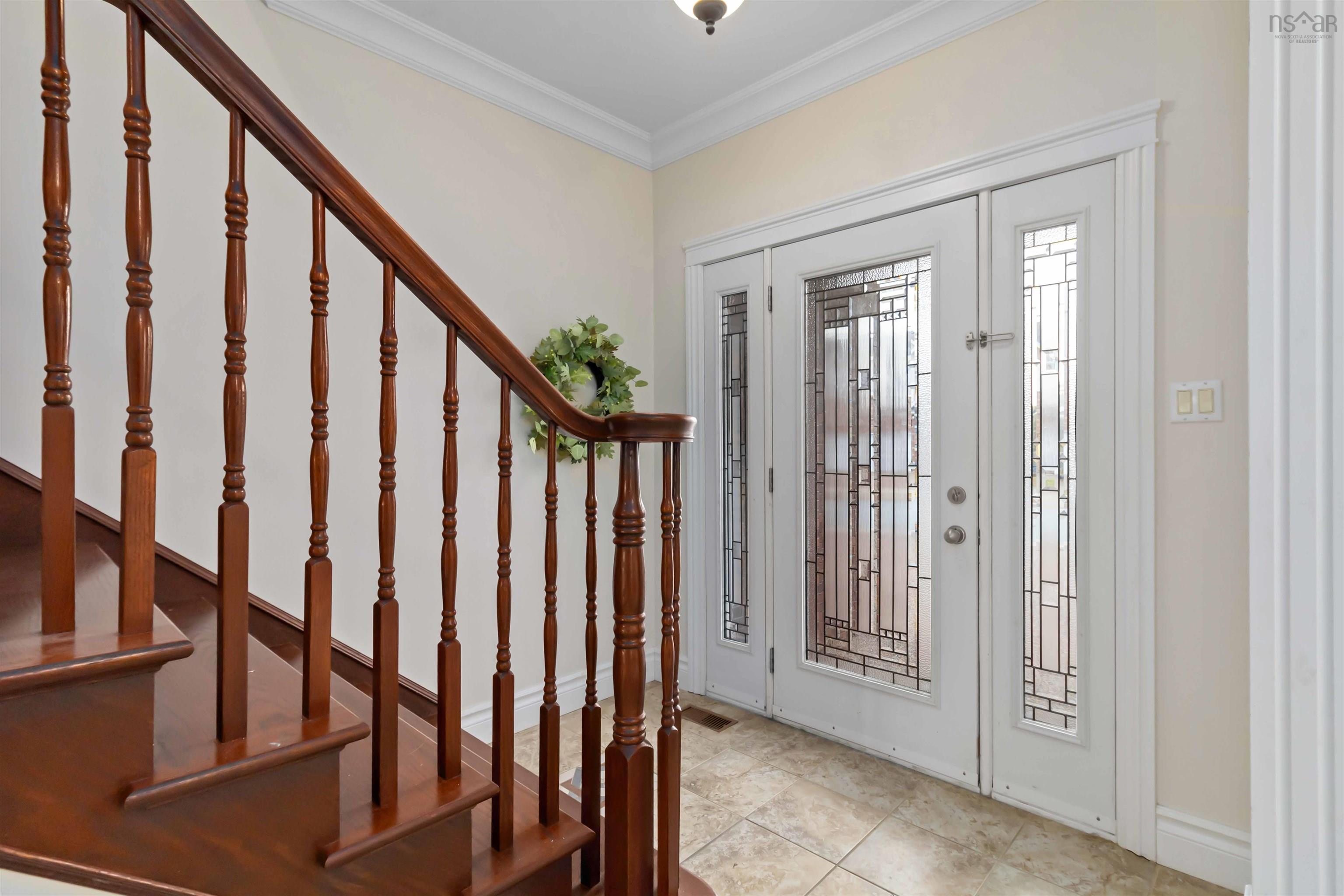 $959,900.00: 167 Ravines Drive, Bedford