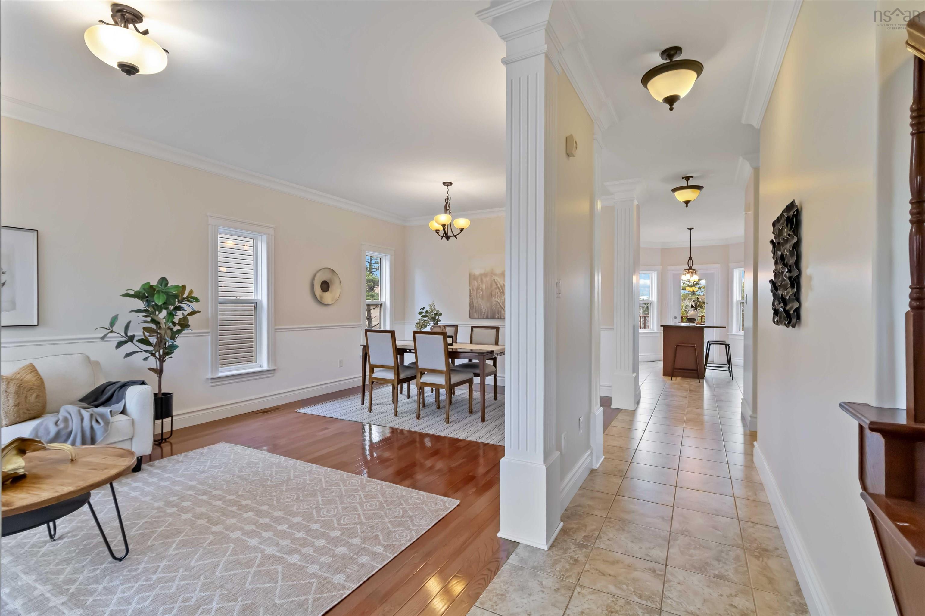 $959,900.00: 167 Ravines Drive, Bedford