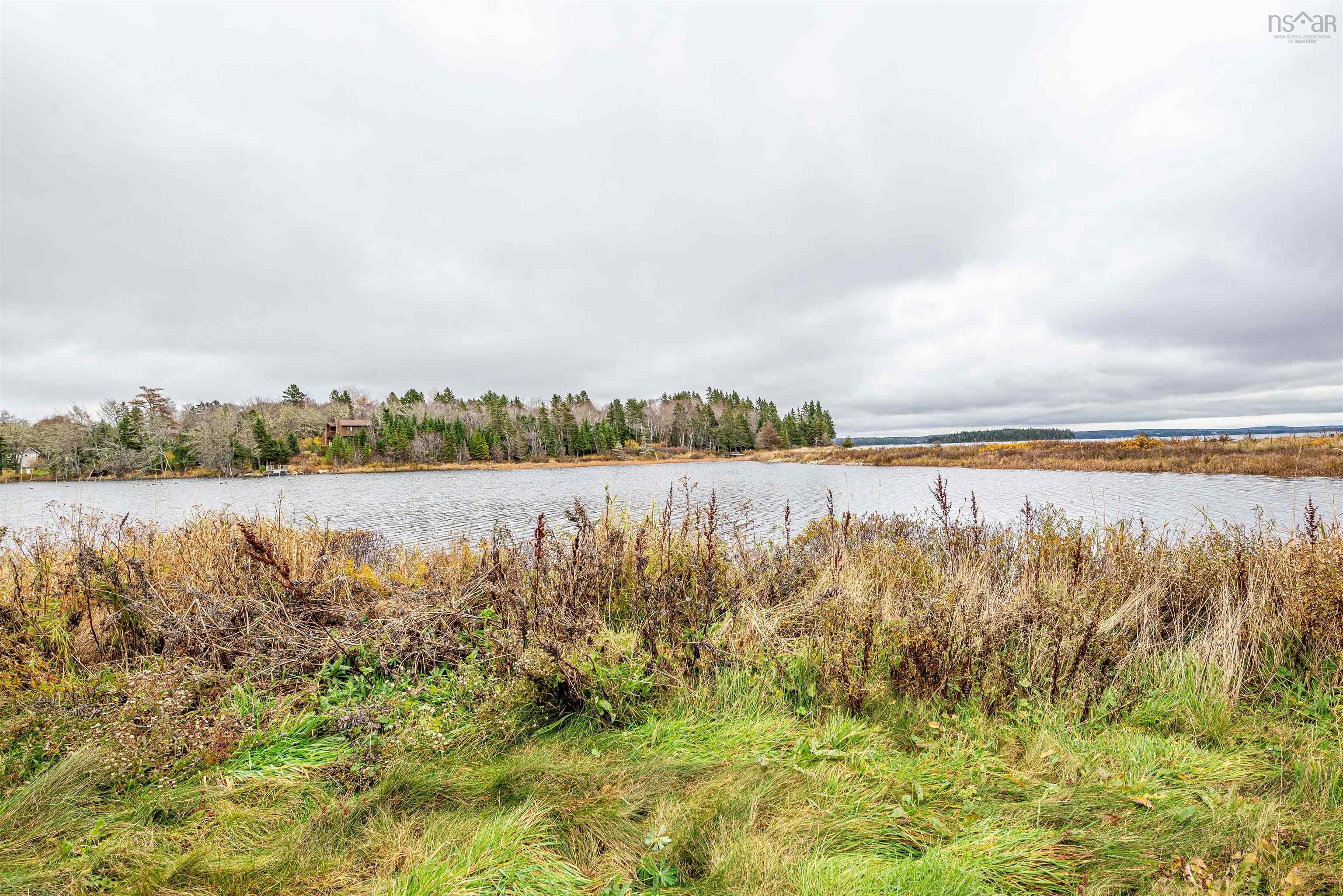 $549,000.00: 8278 St Margarets Bay Road, Black Point