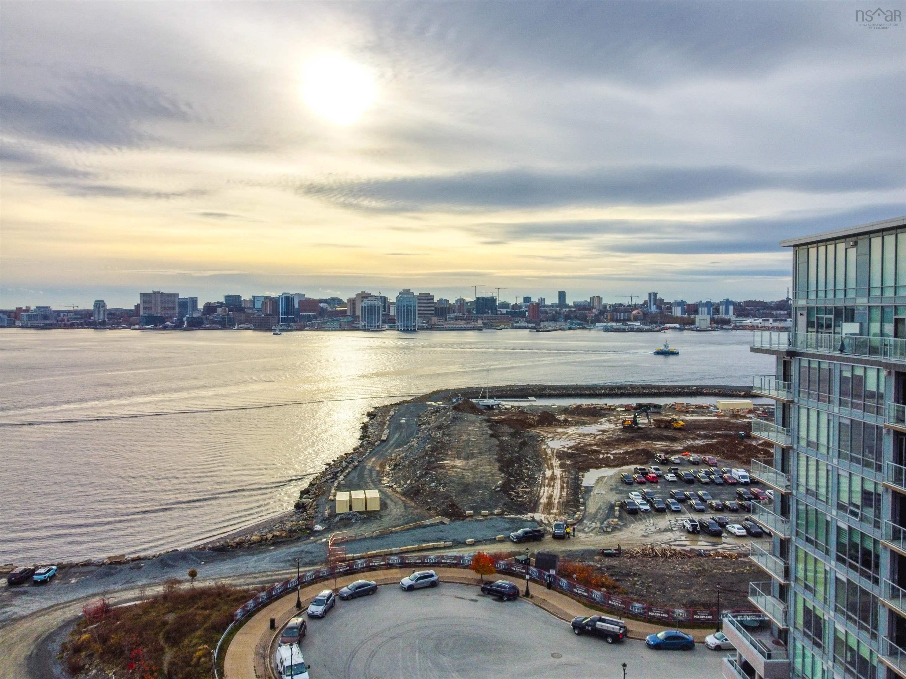 $899,900.00: 1003 67 Kings Wharf Place, Dartmouth