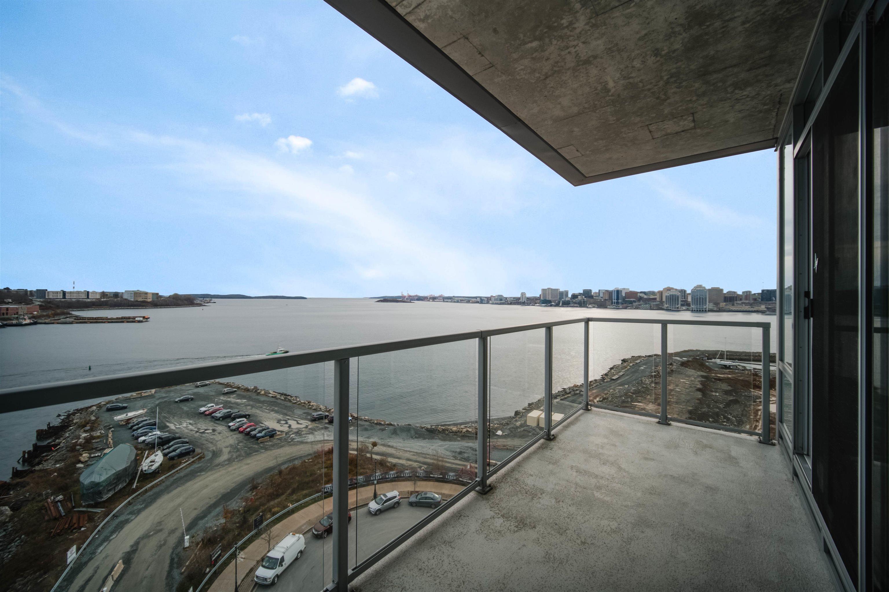$899,900.00: 1003 67 Kings Wharf Place, Dartmouth