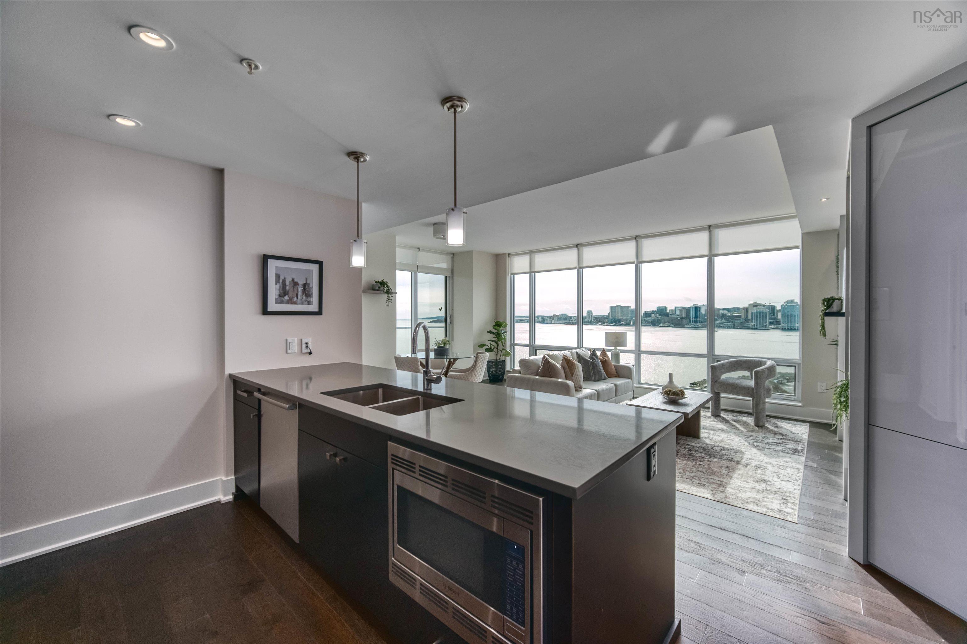 $899,900.00: 1003 67 Kings Wharf Place, Dartmouth