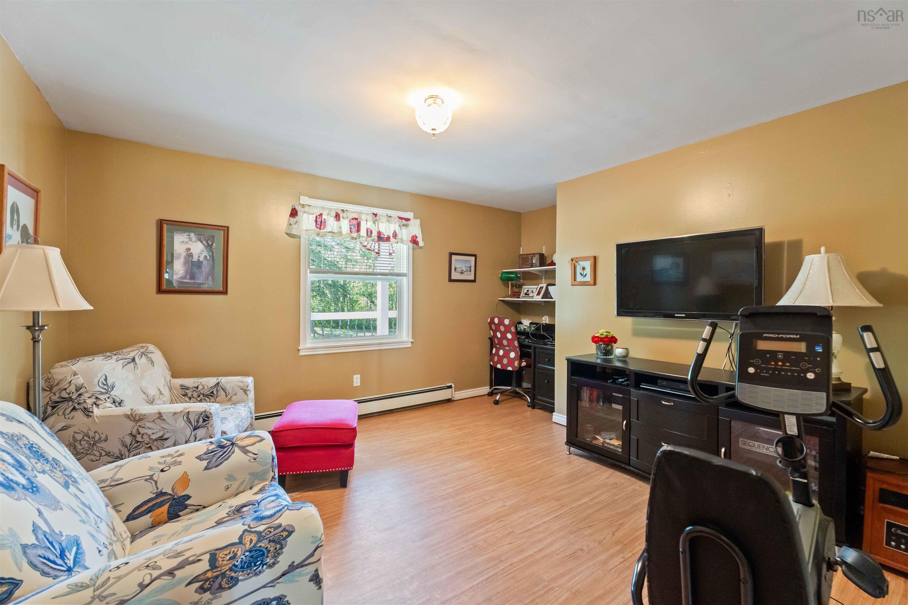 $389,900.00: 772 Parker Mountain Road, Parkers Cove